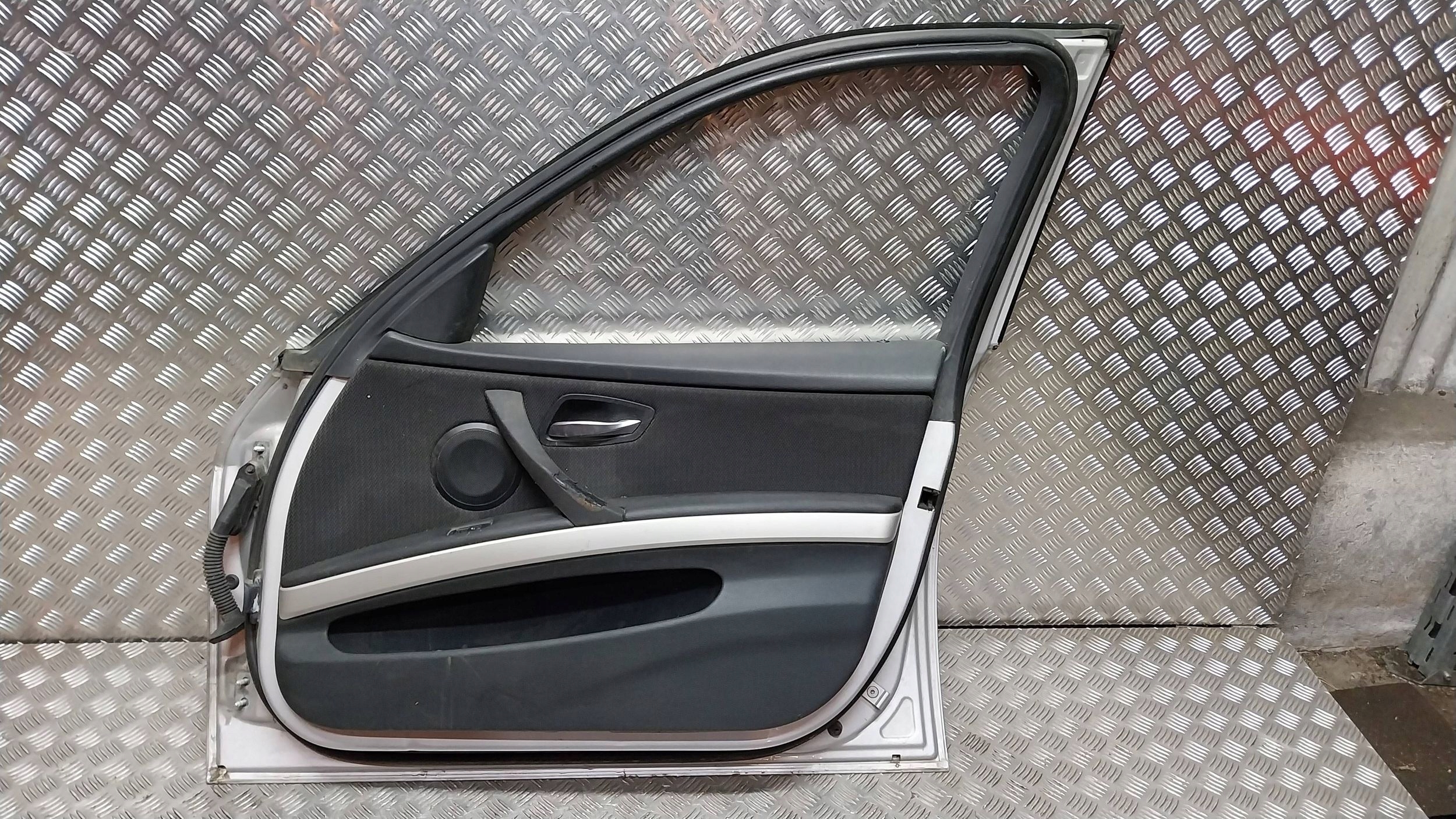 door front right BMW 3 E90 E91 04