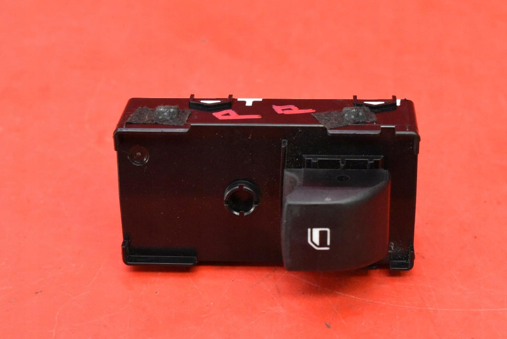 switch lifting windows right front 93581R2000 KIA SPORTAGE 5 V 21-25