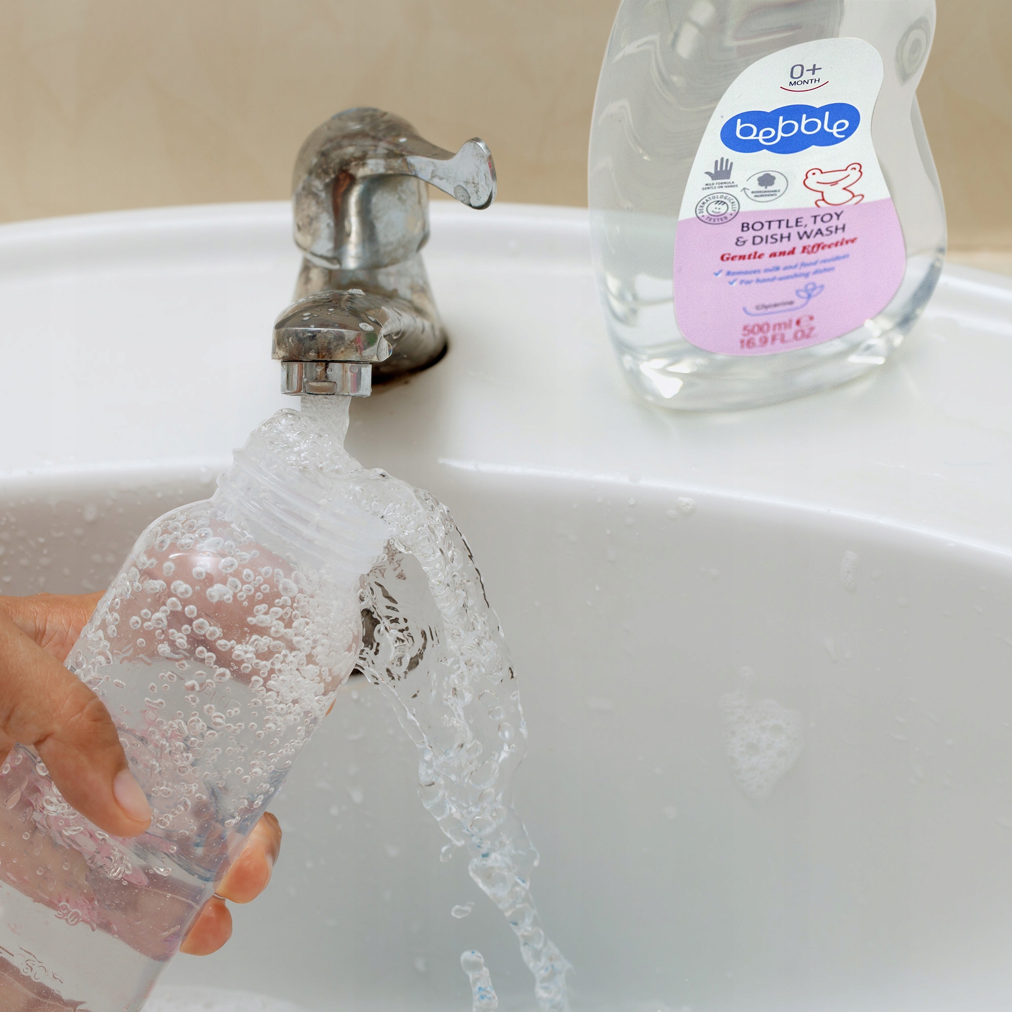 BEBBLE PŁYN DO MYCIA BUTELEK smoczków naczyń zabawek 500 ml Kod producenta 3016-01-014