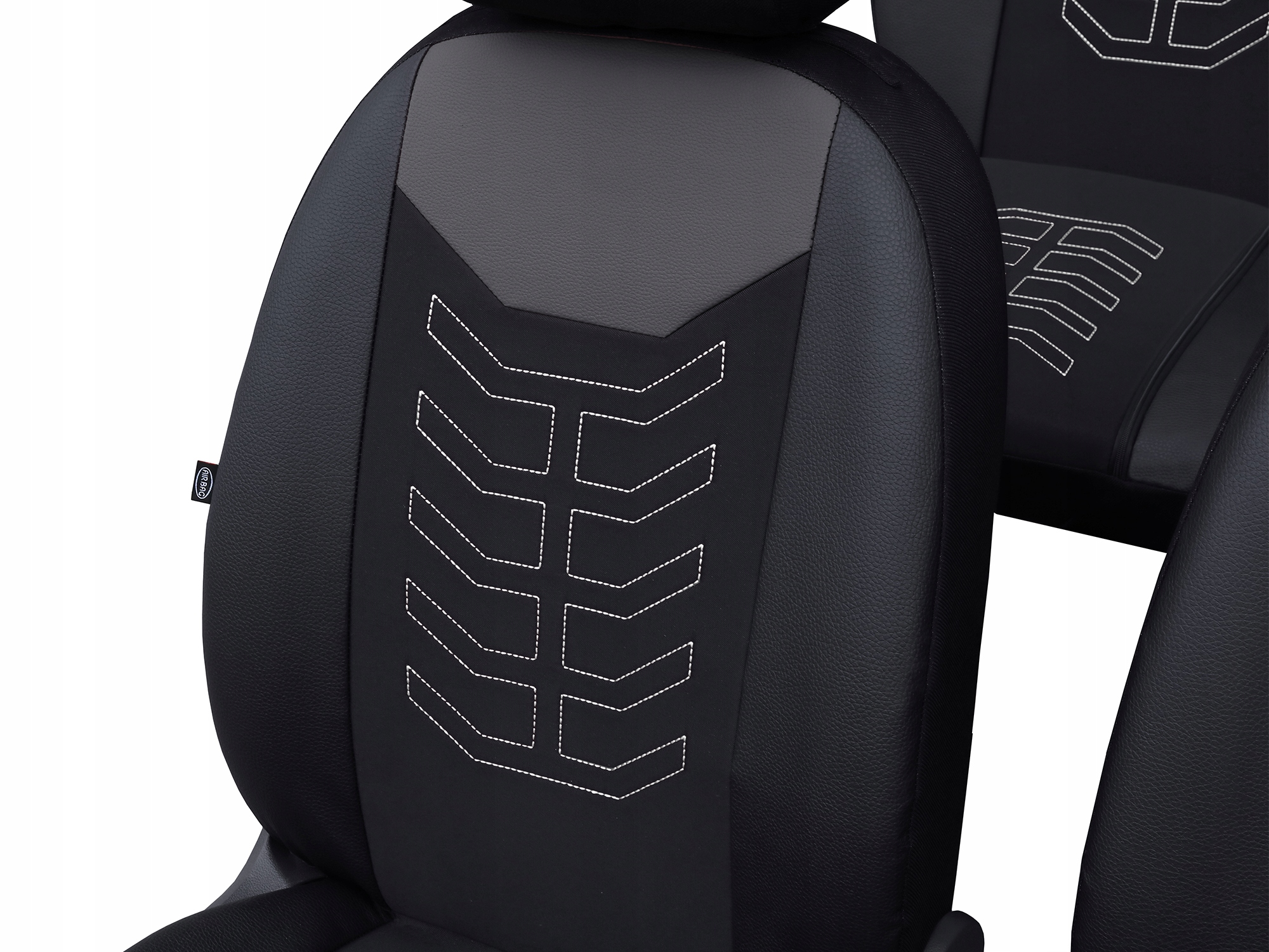 GRUBE POKROWCE Z HAFTEM NA FOTELE SAMOCHODOWE do Peugeot 3008 II (2016-...) Rodzaj Uniwersalne