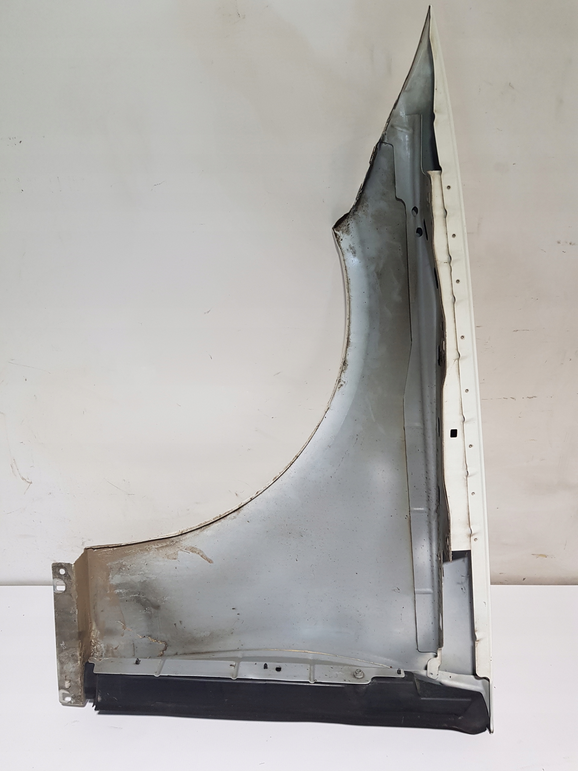 MERCEDES CLS W218 C218 fender right front C799 799