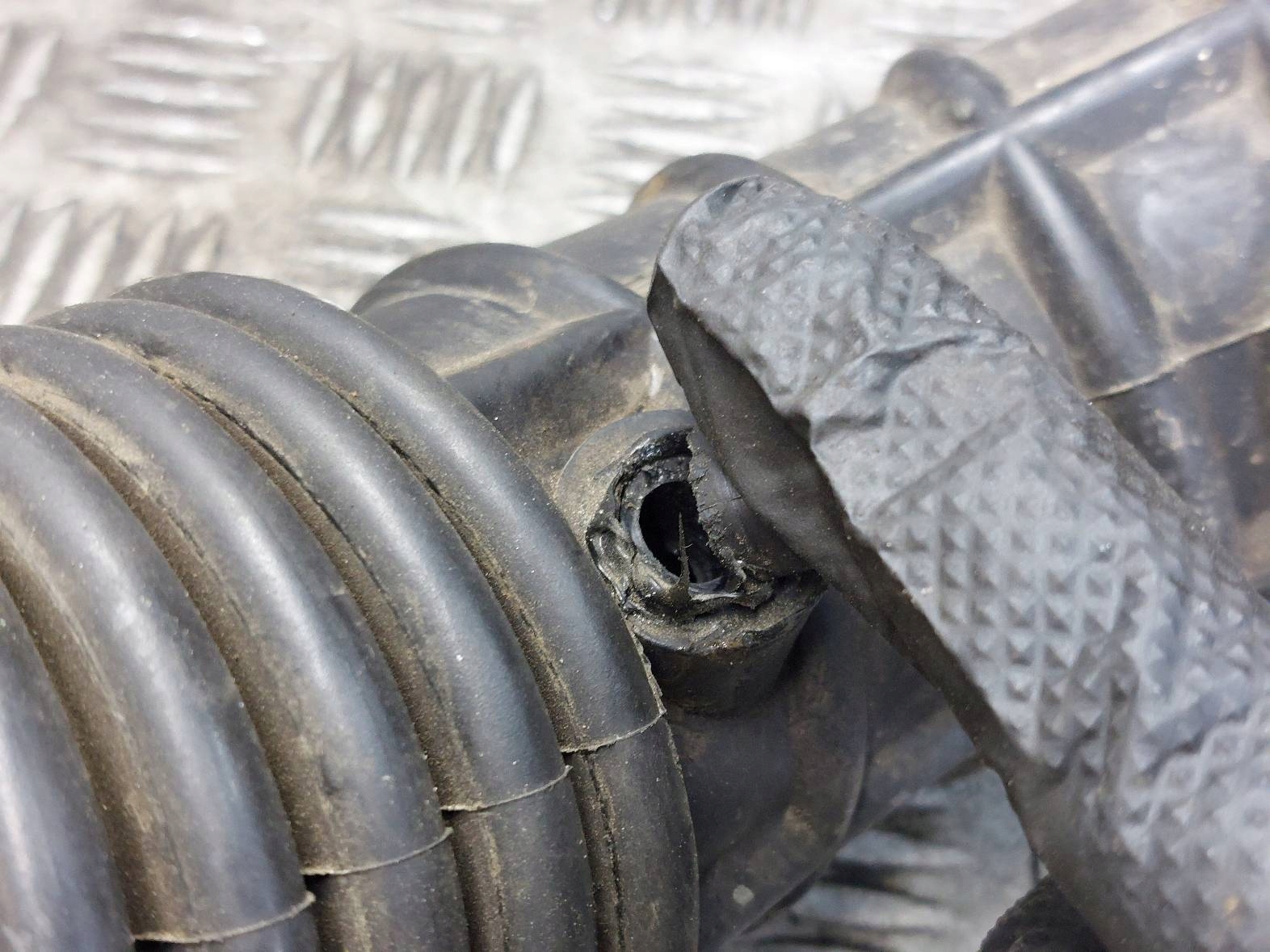 Gehäuse filter luft + rohr DOLOT HONDA ACCORD VI F18B2