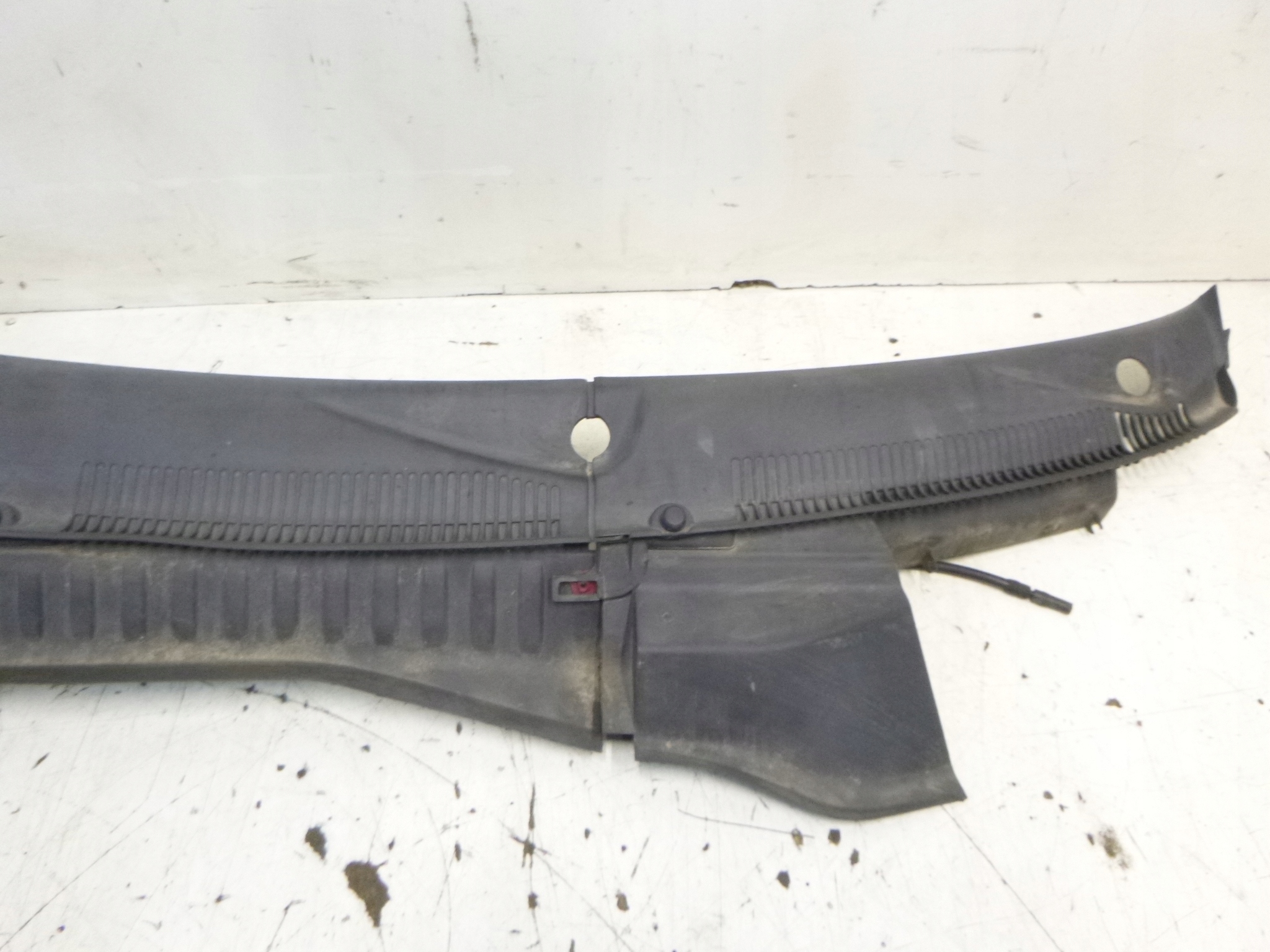 Podszybie kompletne Opel Corsa C 00-06r. Numer katalogowy części 09116435