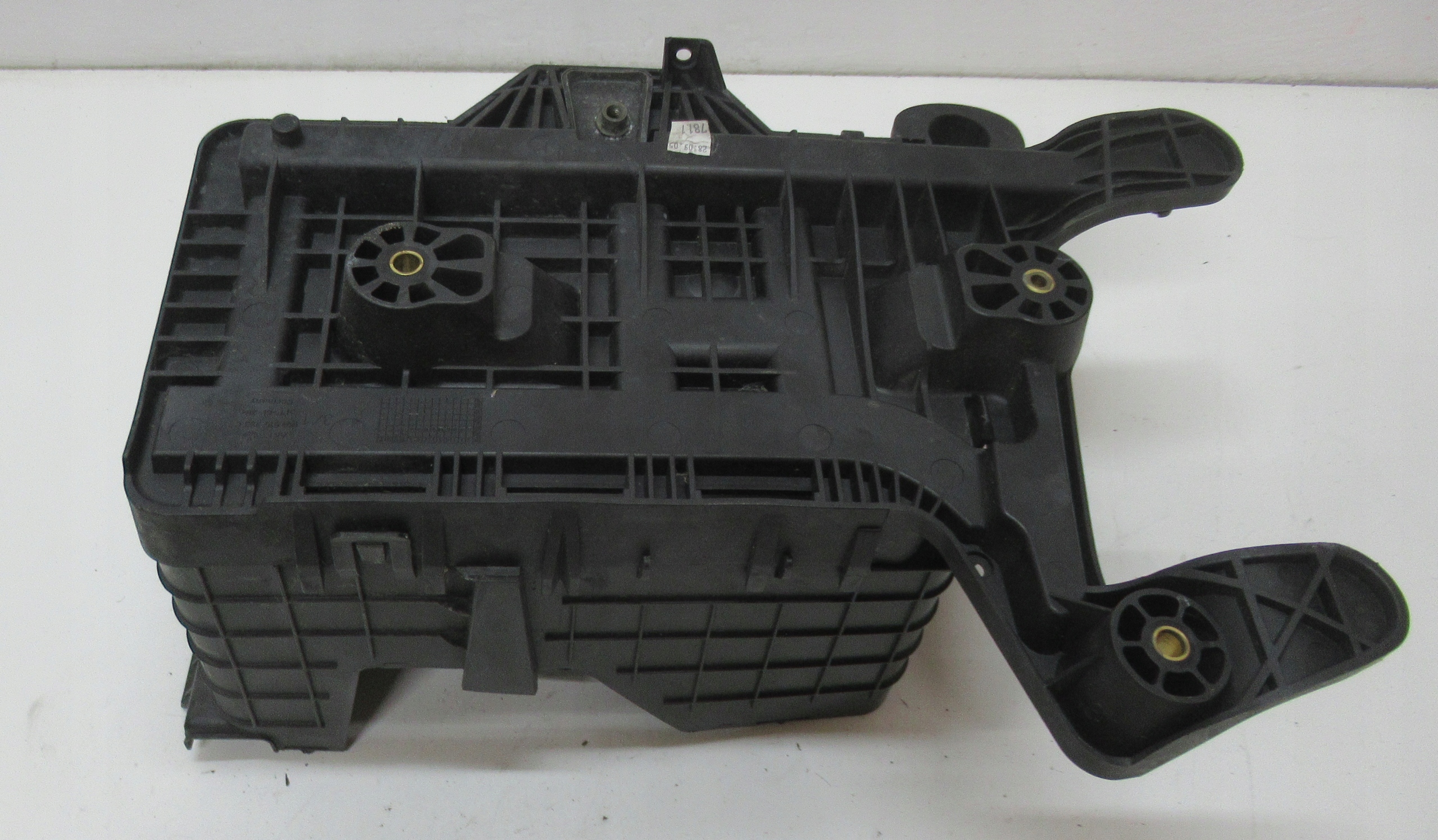 VW GOLF V 1.6 05R SCATOLA Porta per batteria