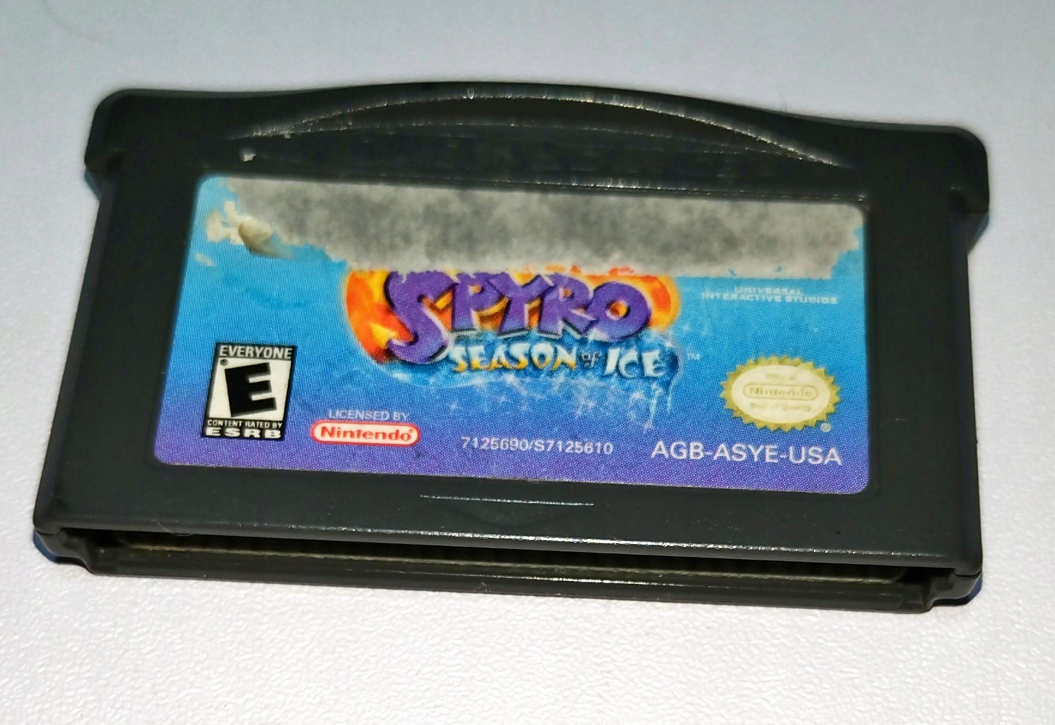 SPYRO SEASON ICE Nintendo Game Boy Advance pudełkowa