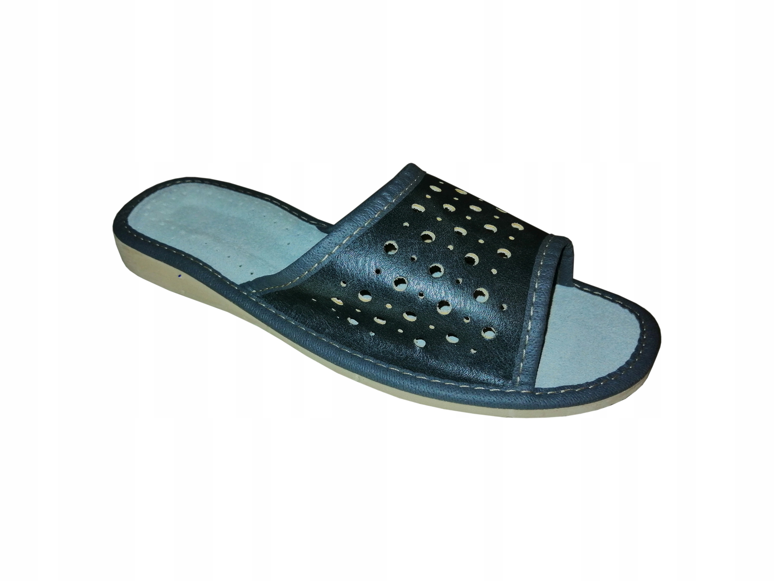 

Pantofle damskie skórzane