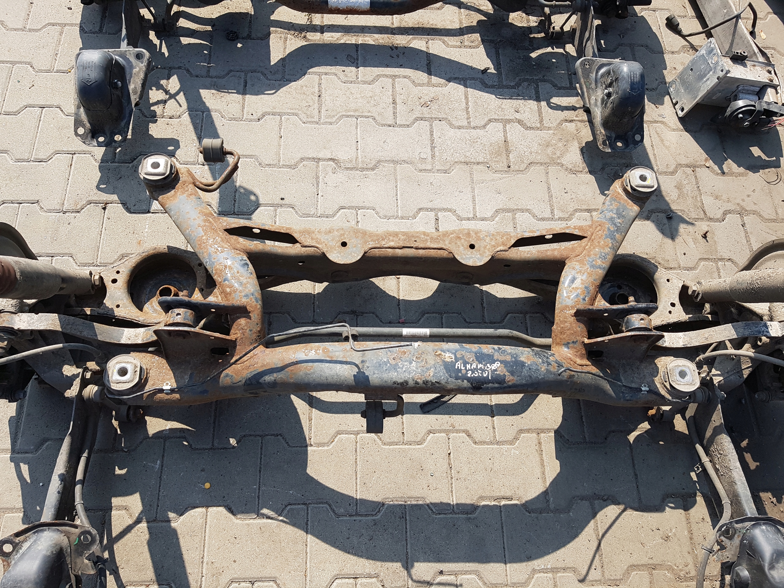 VW SHARAN 7N 10-15r ALHAMBRA 2 II BELKA ZAWIESZENIA TYŁ Typ samochodu 4x4/SUV Samochody osobowe