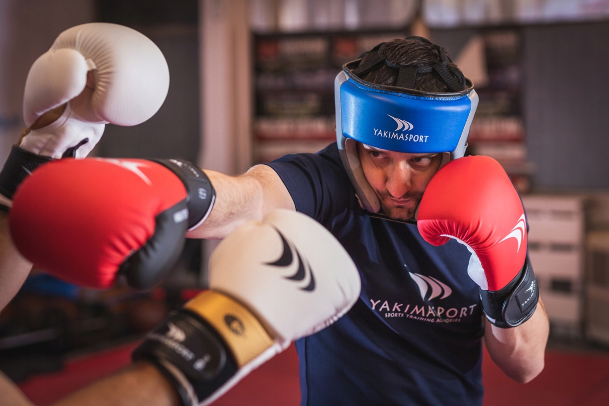 Rękawice bokserskie 14 oz Yakimasport TECH VIPER Kod producenta 100341