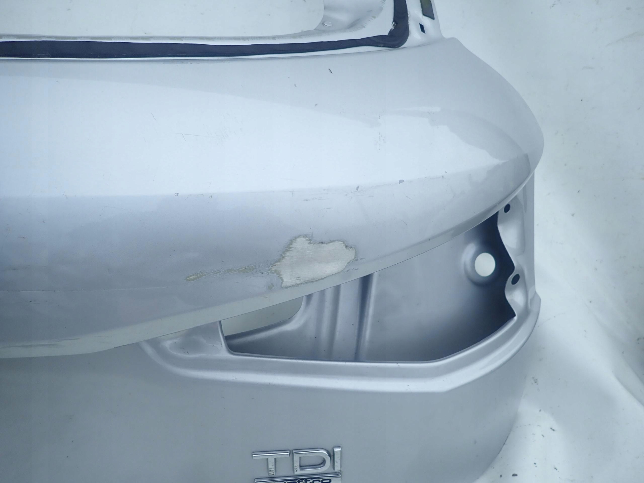 AUDI Q3 and 1 11-18 trunk door boot rear part rear