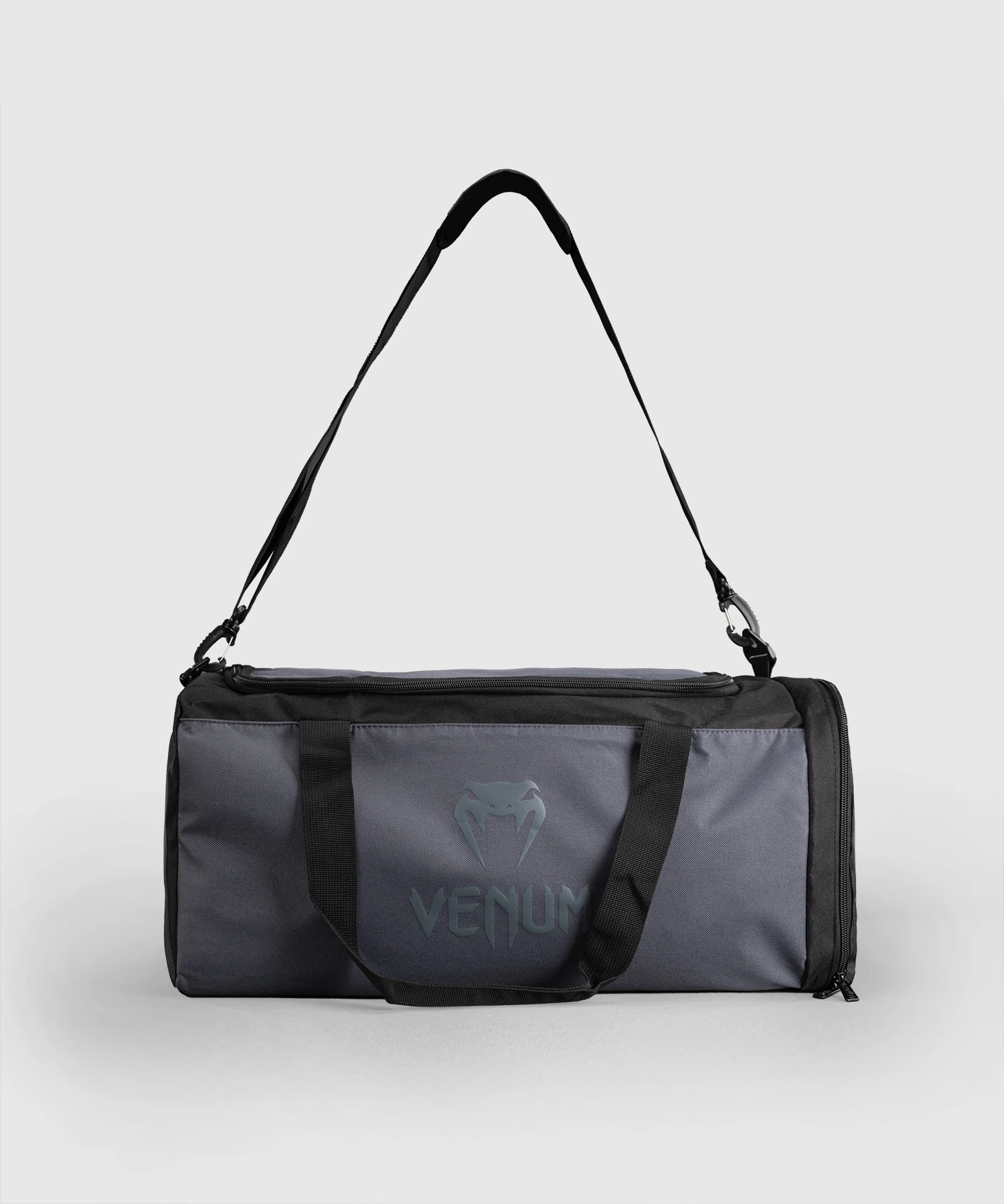 Sportovní taška Venum Essential (37L) Grey/Black VENUM-05980-203