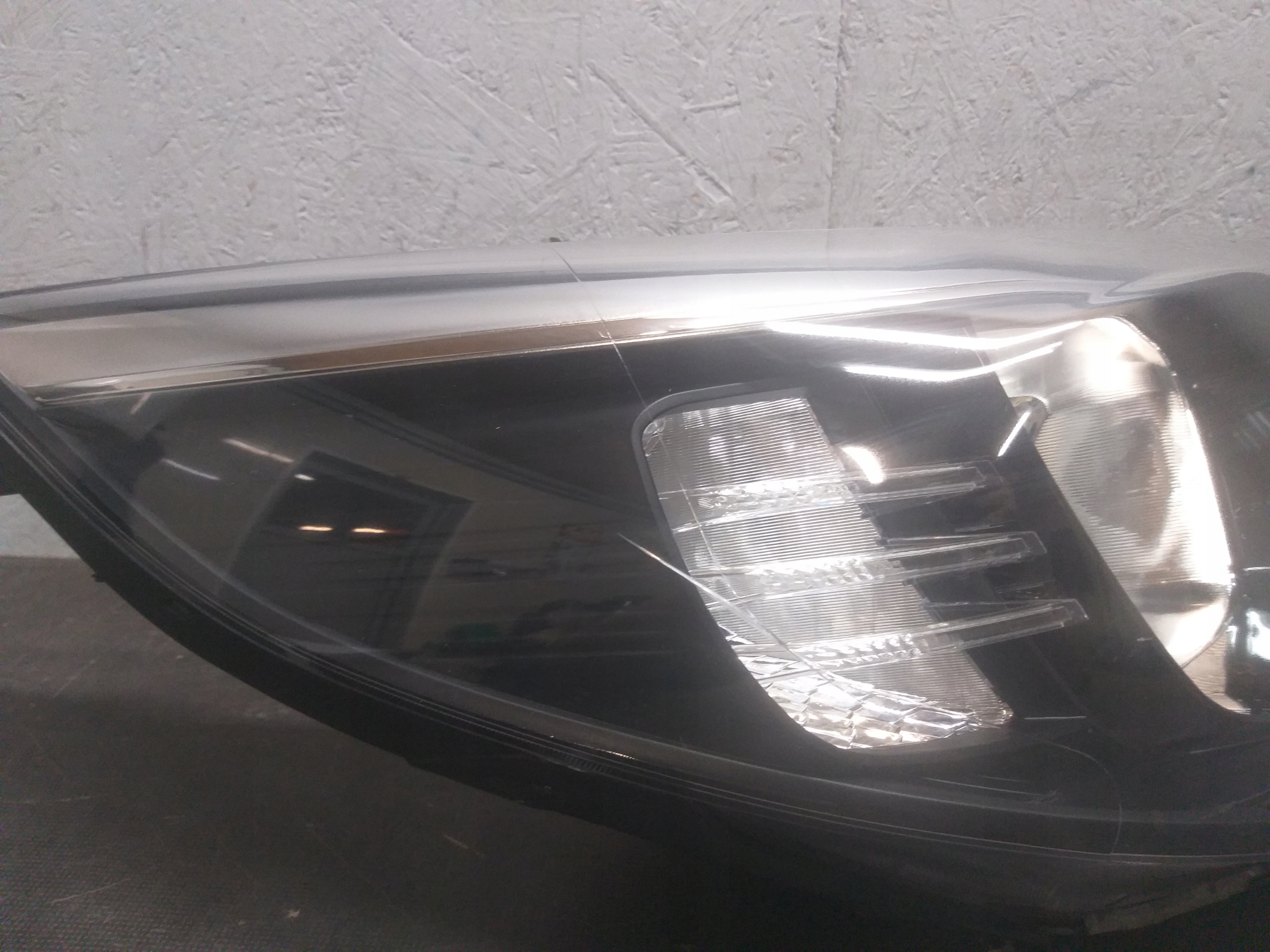 light front right KIA PICANTO III 3 17- 92102-G60