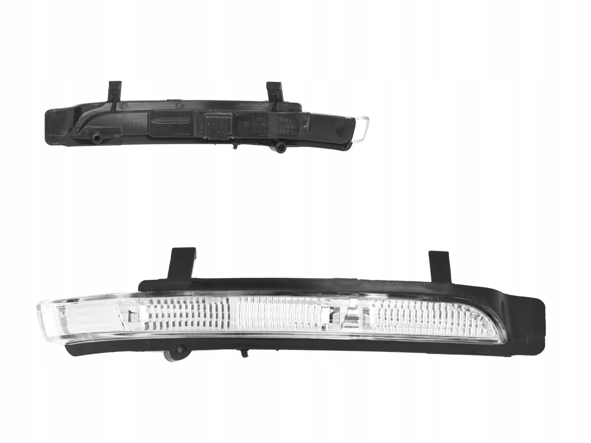 

Migacz lusterka prawy Skoda Octavia II Superb II