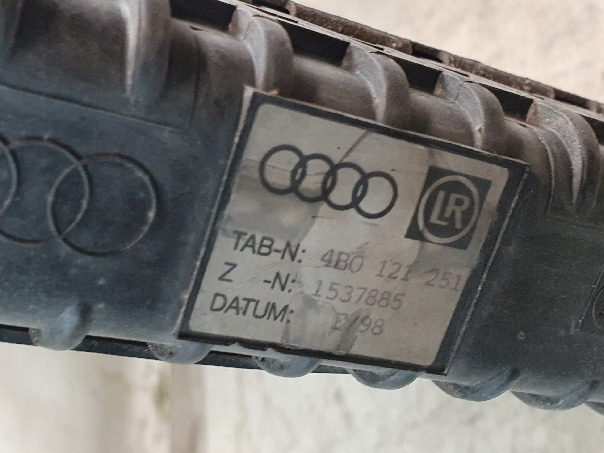 water cooler OE 4B0121251 AUDI A6 C5 2.5TDI 98r.