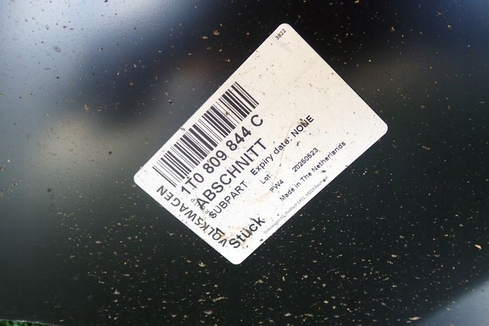 VW TOURAN 10-15 fender right rear rear part