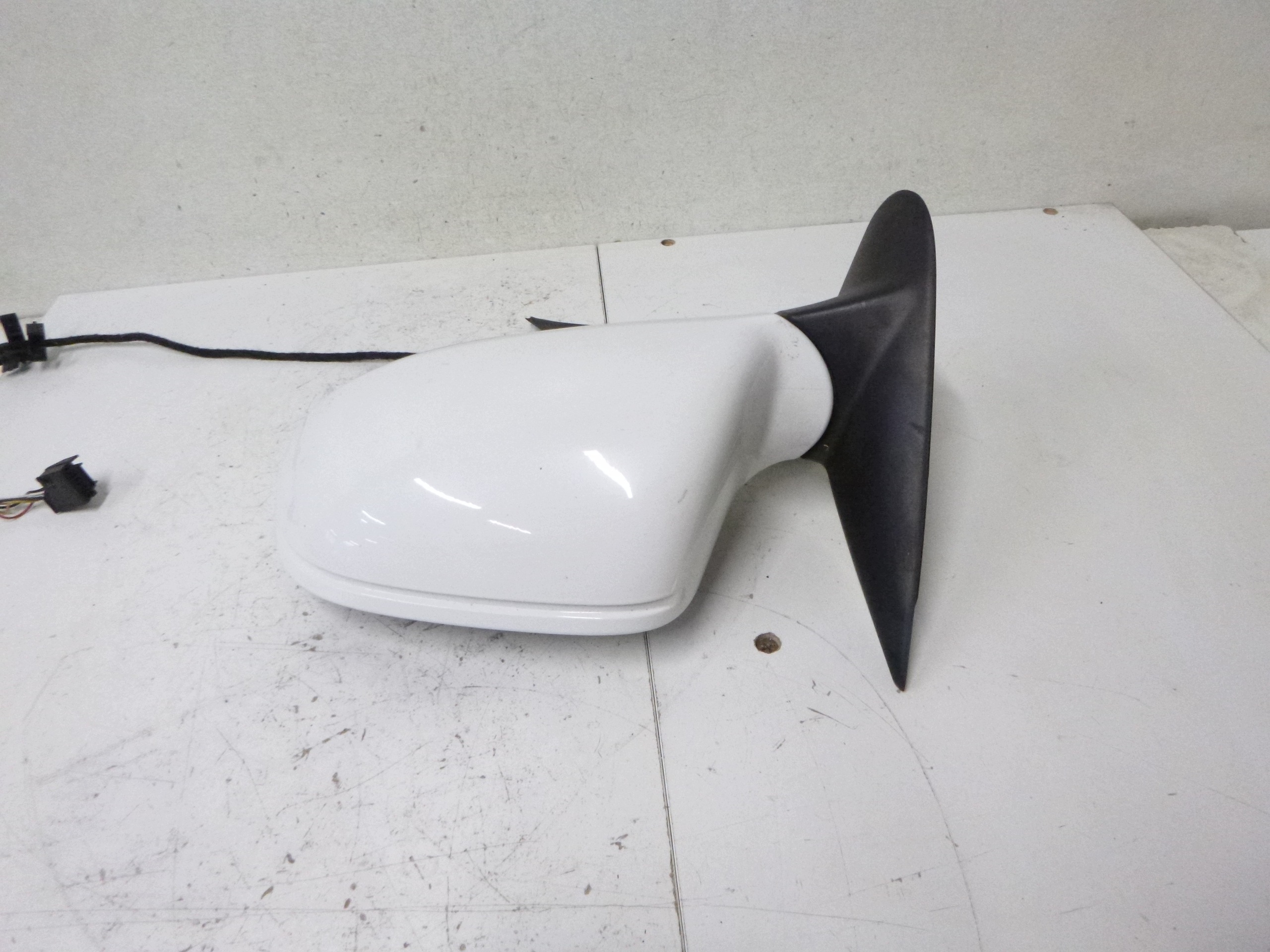 mirror left electrics Skoda Octavia II kombi LF9F biale 2004-2013 6PIN