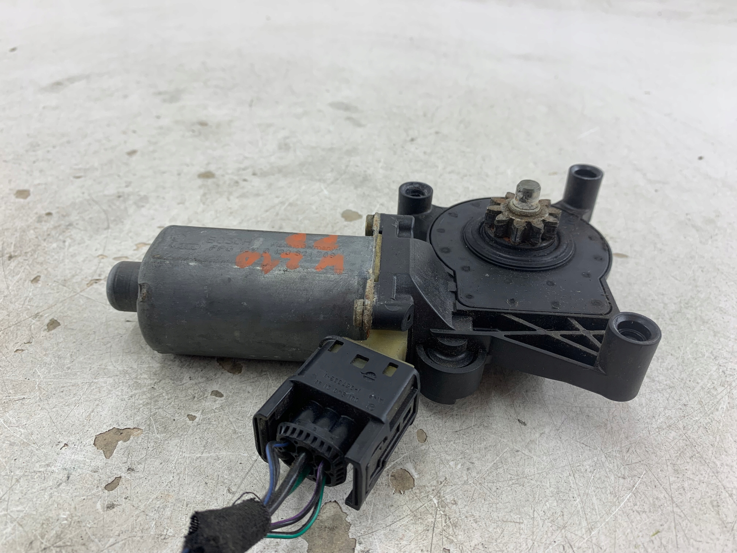 MERCEDES W210 mini motor windows right front 0130821709