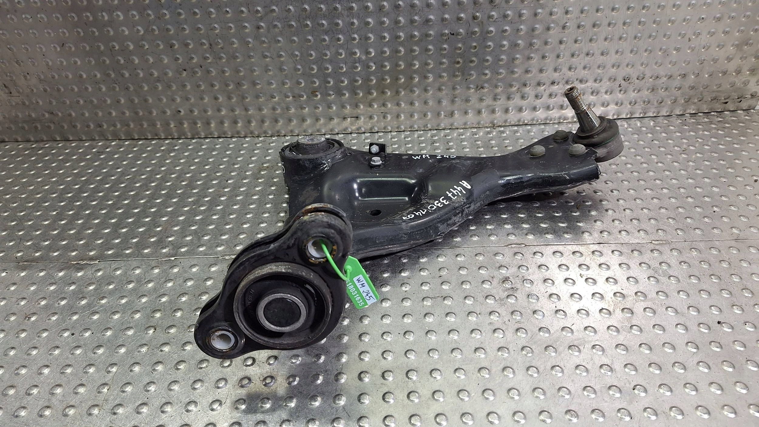 arm left front A4473301407 MERCEDES VITO V KLASA W447