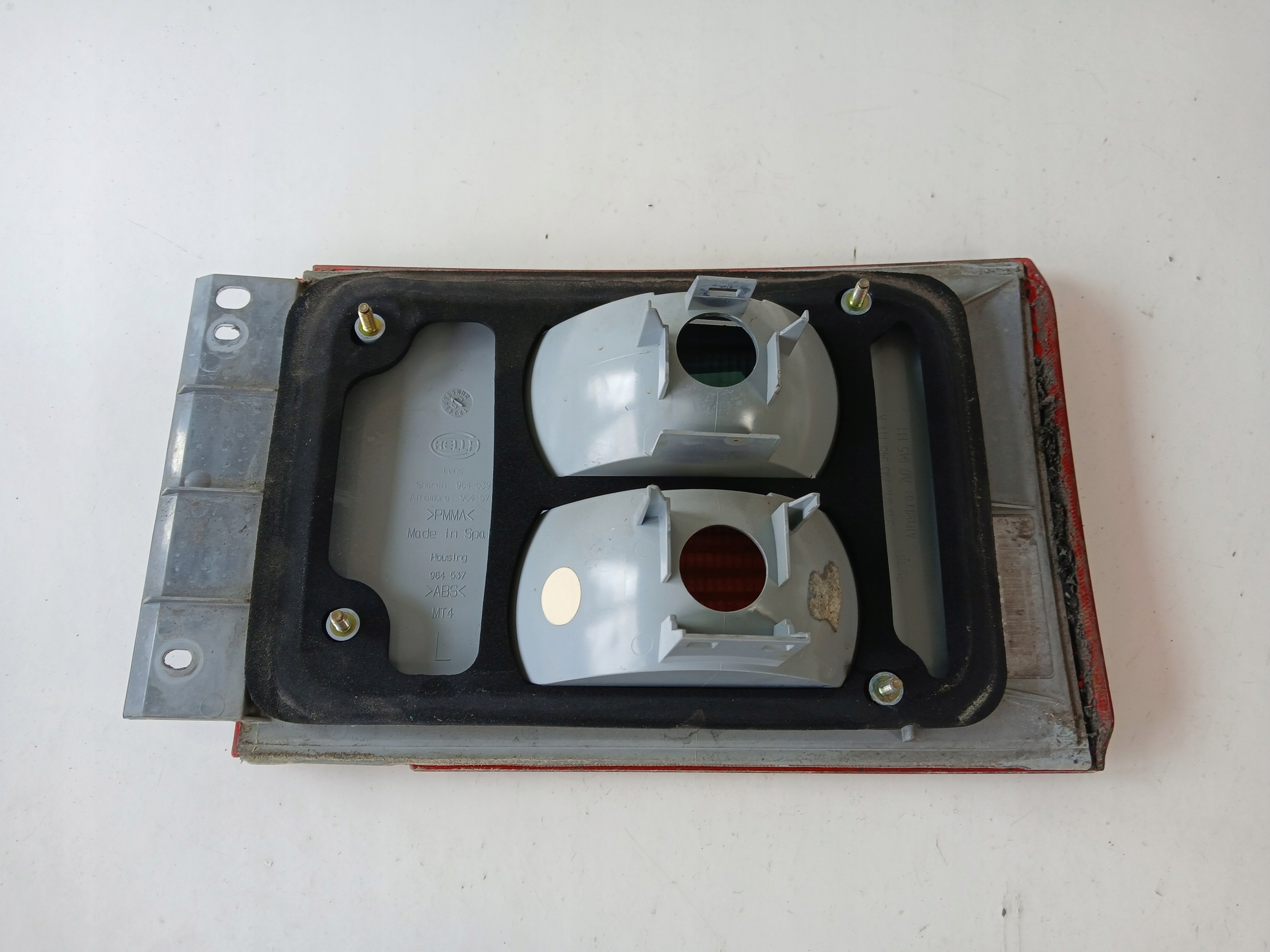 VW SHARAN and LIFT light left rear part trunk door cap