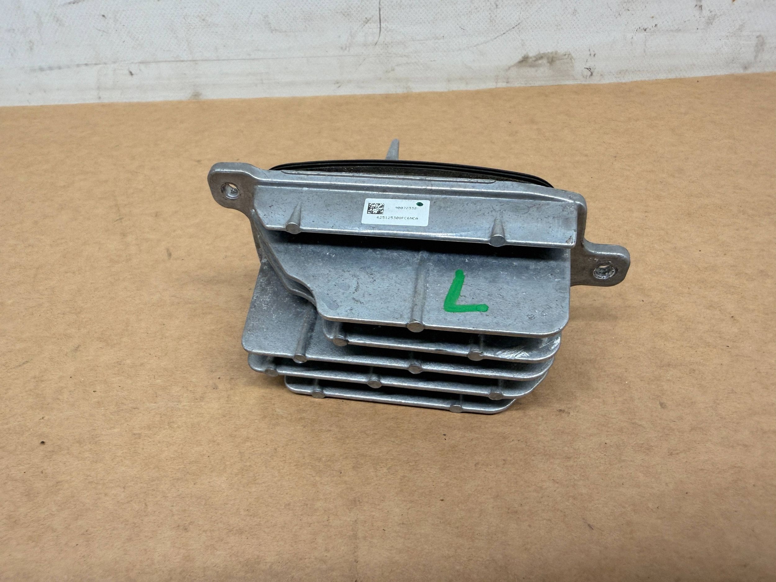 Renault Megane IV control unit LED left 90049602