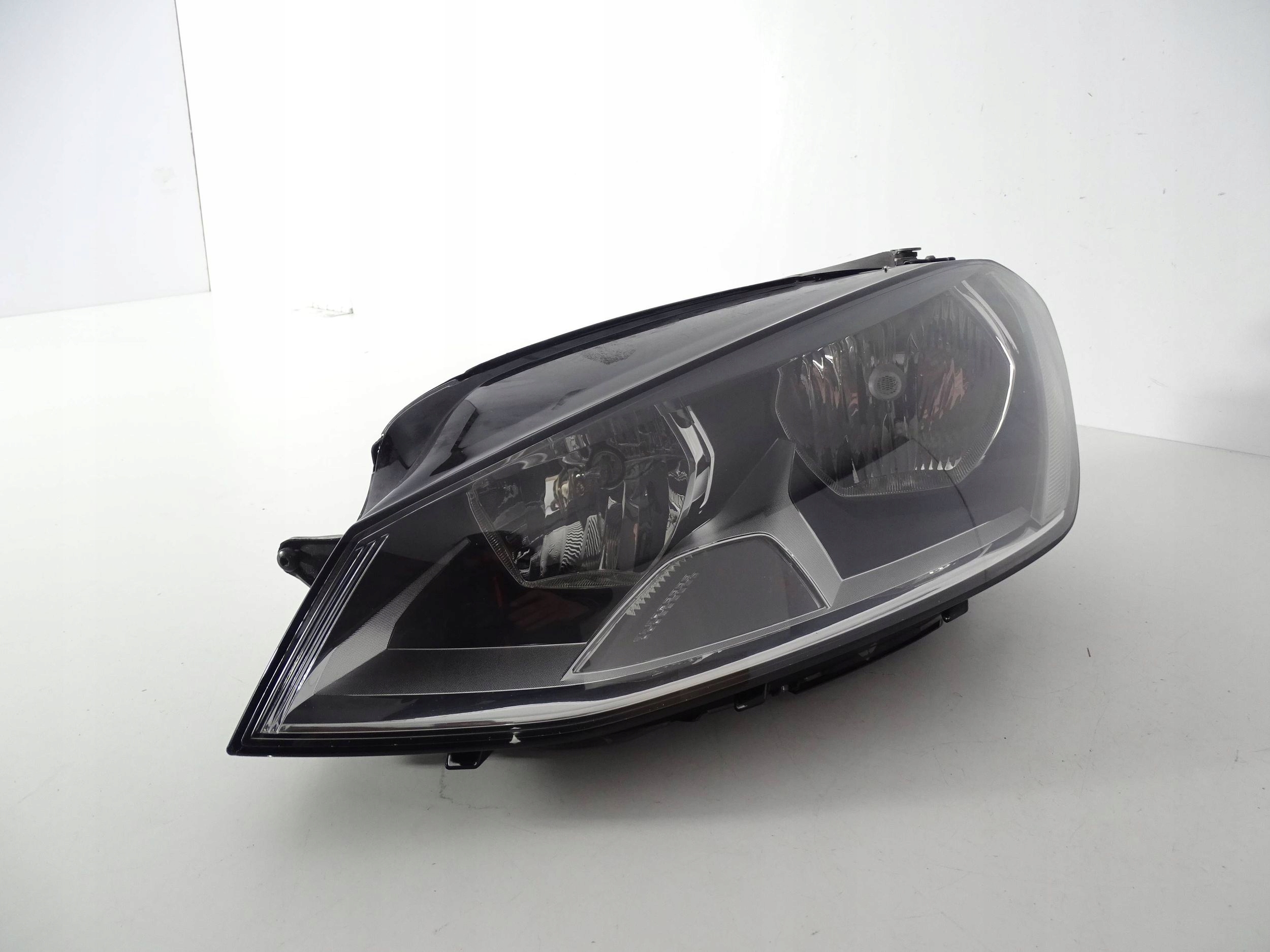 фара левая vw GOLF VII 7 12-17 5G1941005E valeo