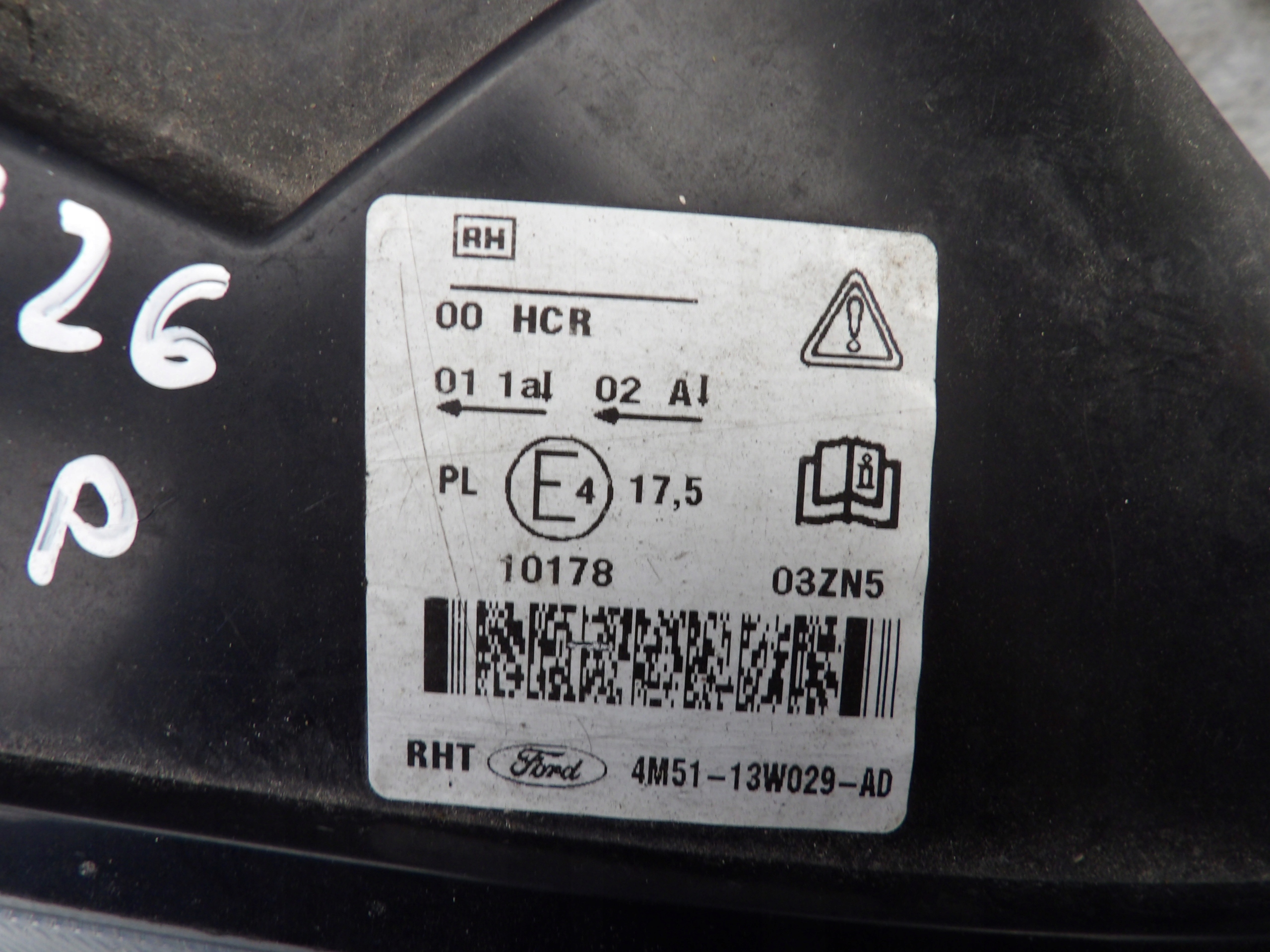 Ford Focus MK2 light front right