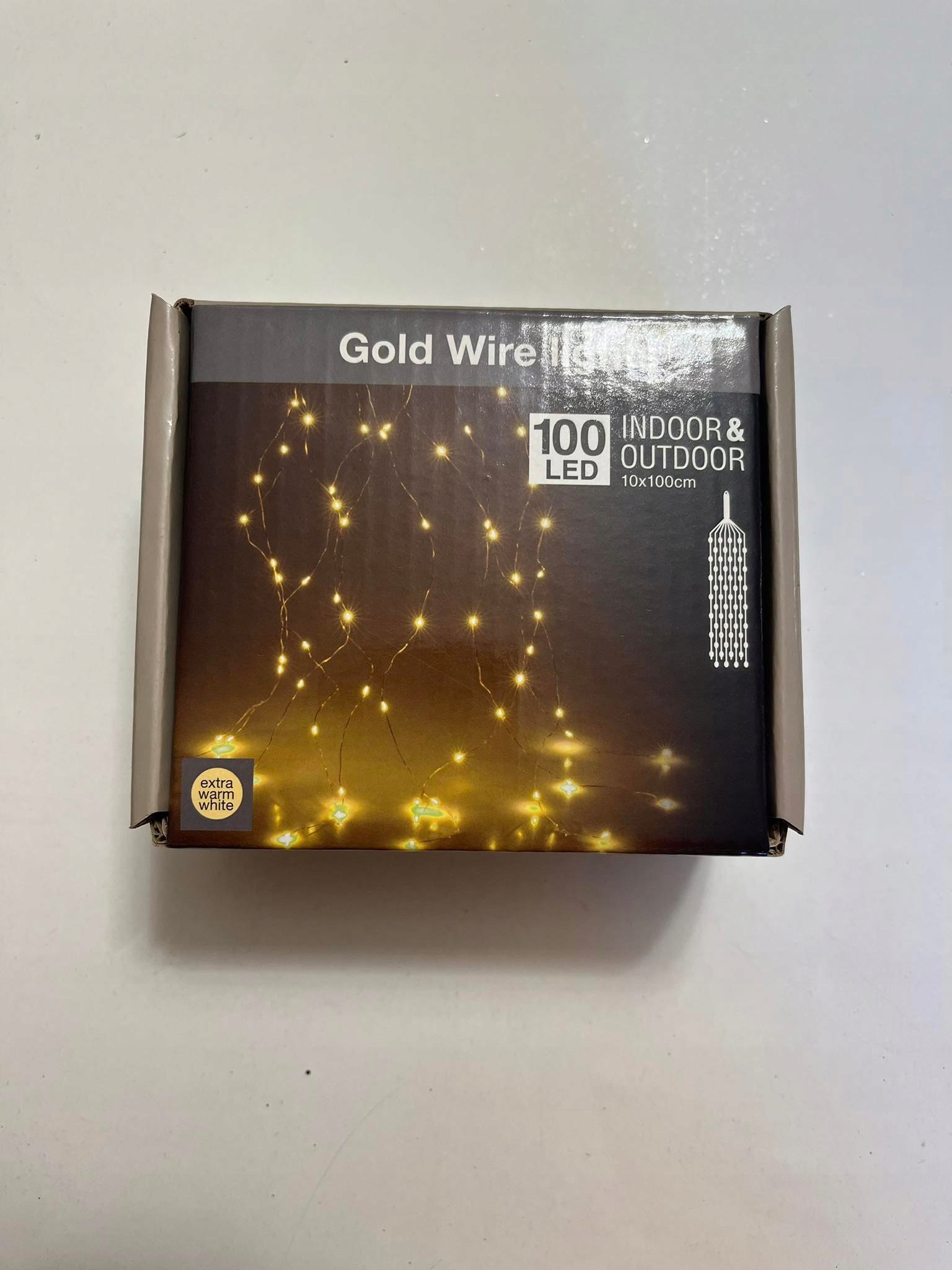 

Lampki złoty drut barwa bardzo ciepła 100 Led