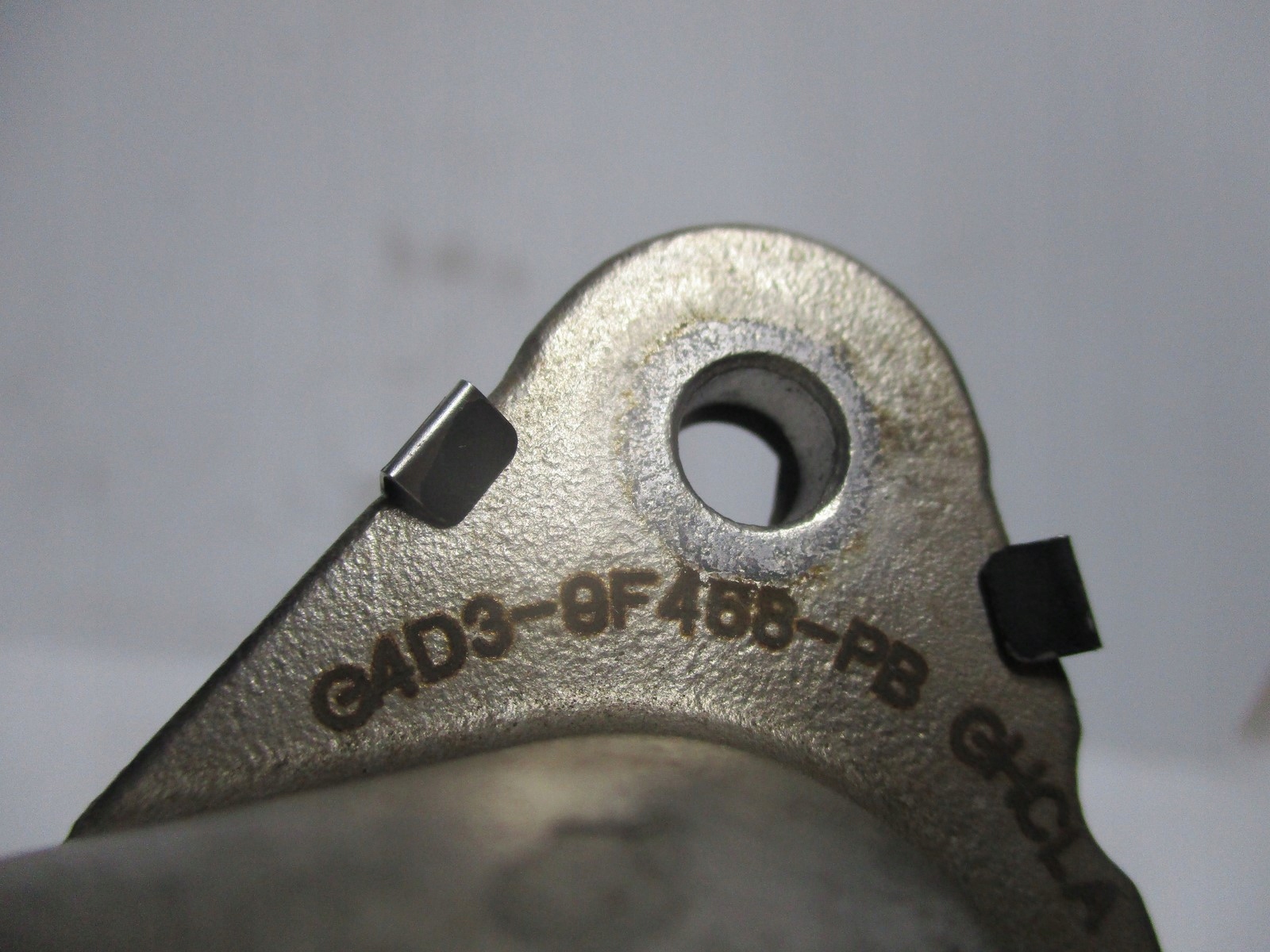 pipe JAGUAR LAND ROVER G4D3-9F468-PB