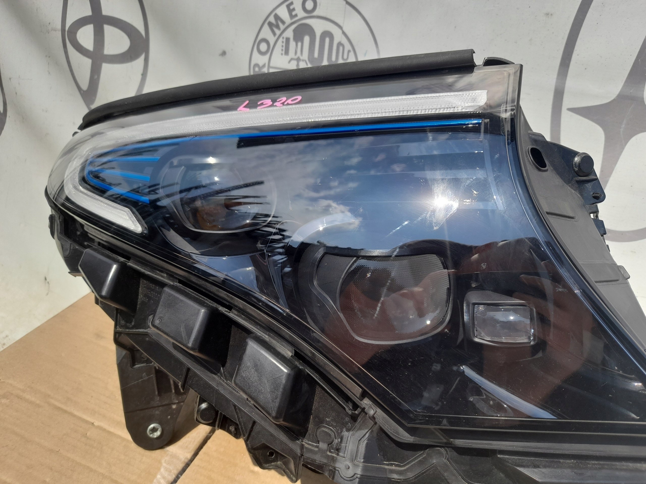 MERCEDES EQC W293 FULL LED PRAWA LAMPA Strona zabudowy prawa