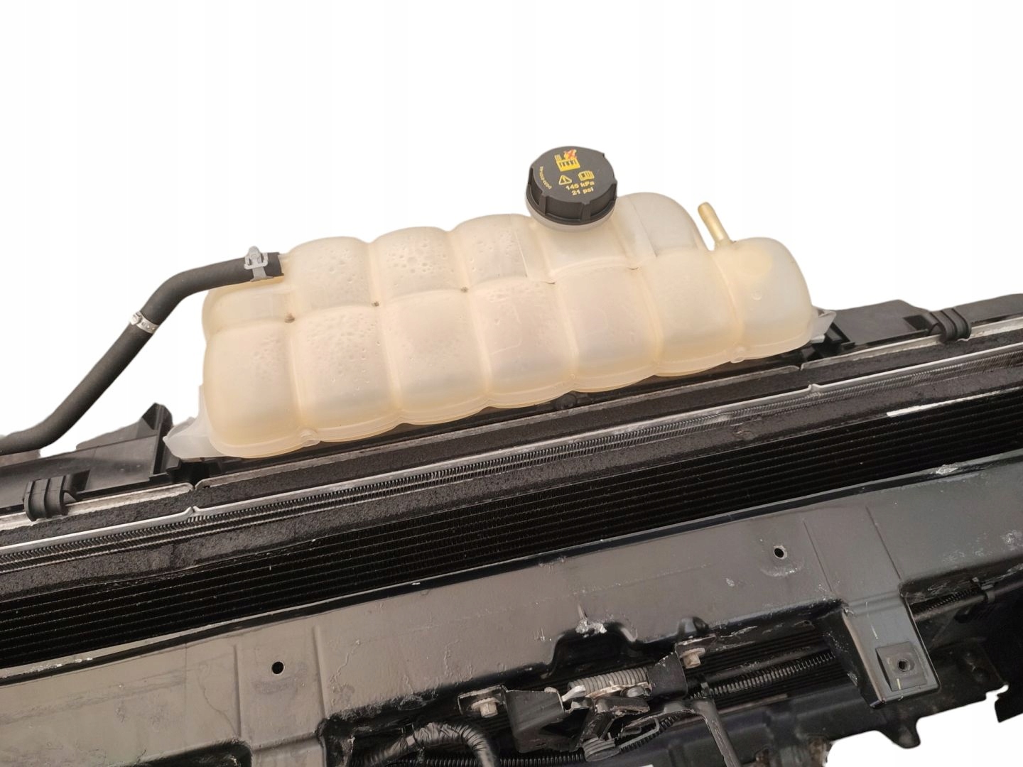 PAS PRZEDNI CHŁODNICE WENTYLATOR FORD F-150 2017-2020 2.7 V6 EcoBoost 329KM Strona zabudowy przód