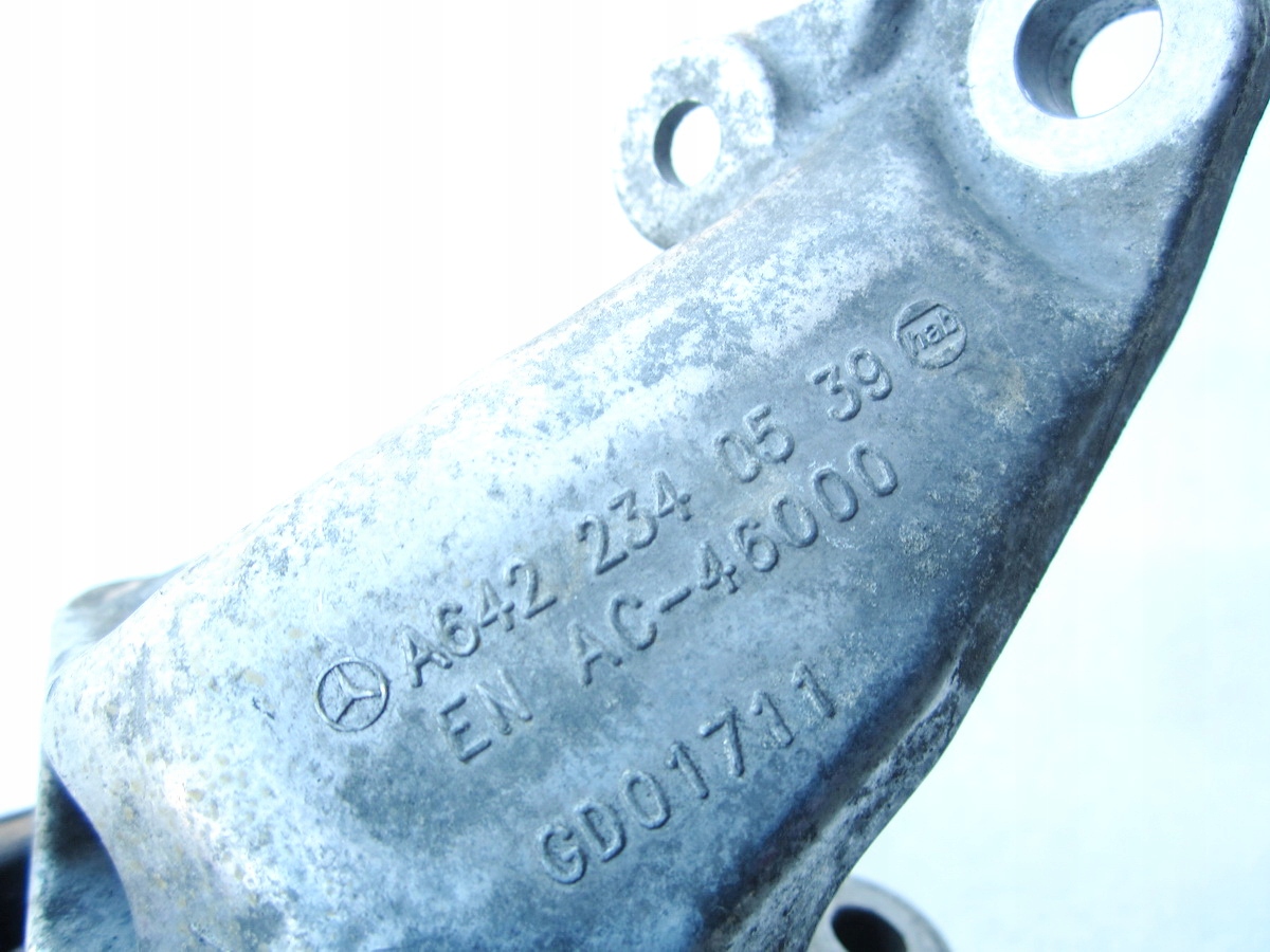support roll Mercedes ML W166 3.0 CDI