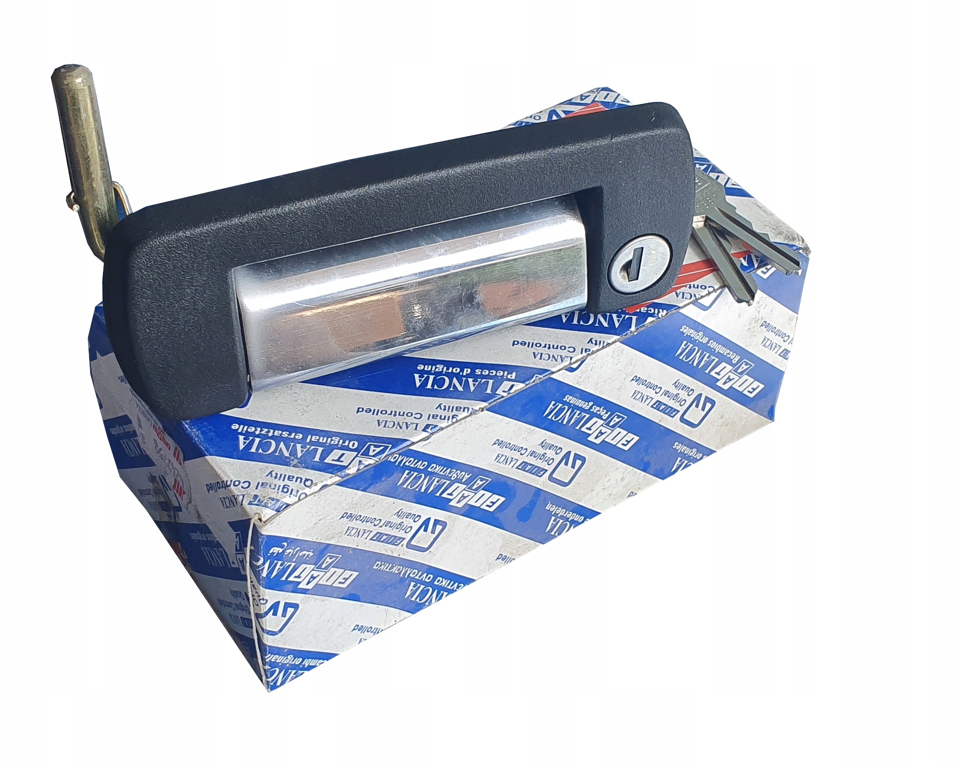 Правая ручка двери FIAT 126p 4247758 новая