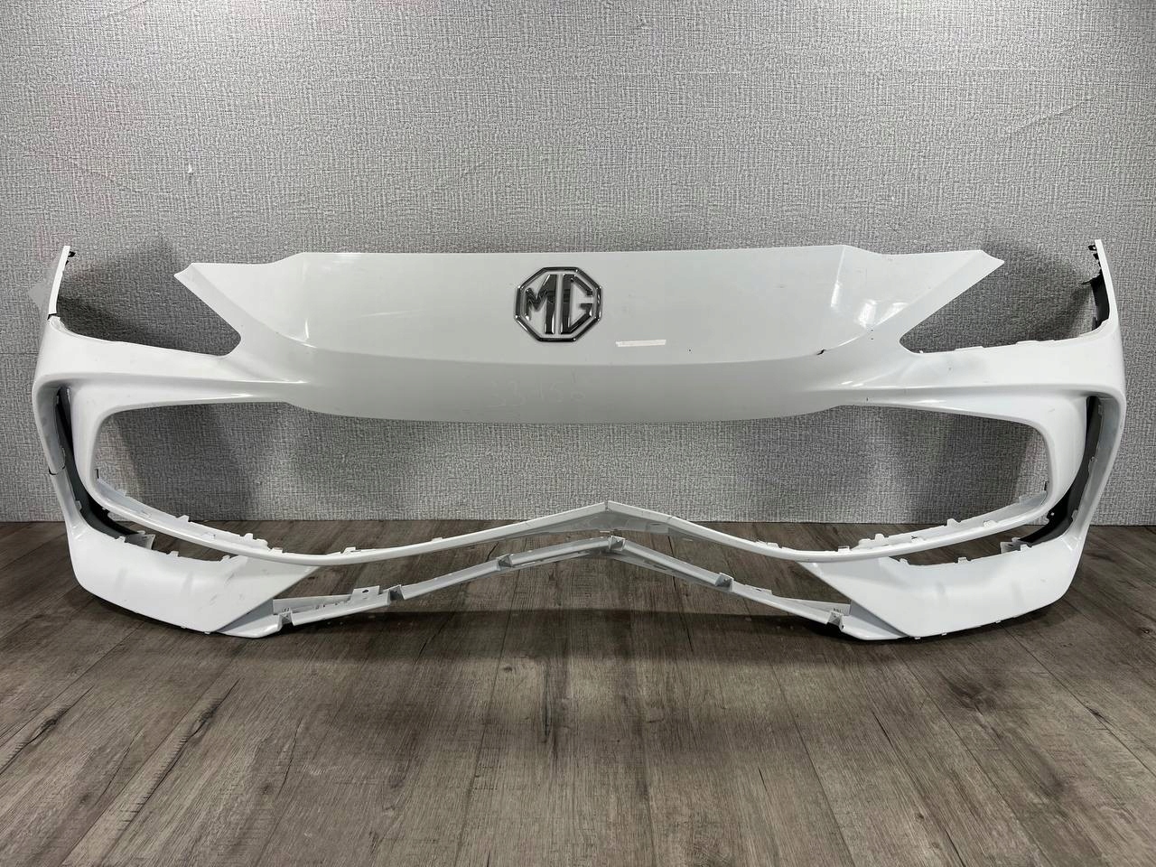 MG 3 MG3 MG III 2024-> bumper front P11222231