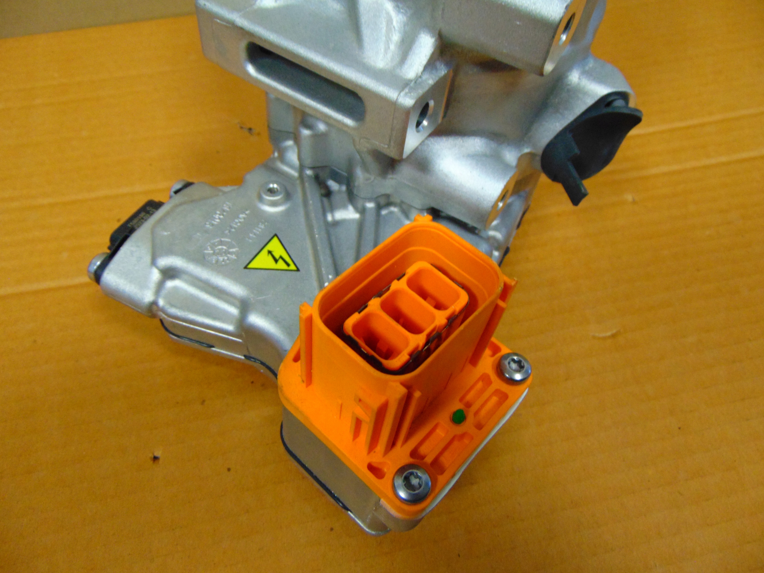 компрессор кондиционера renault AUSTRAL 926009057R