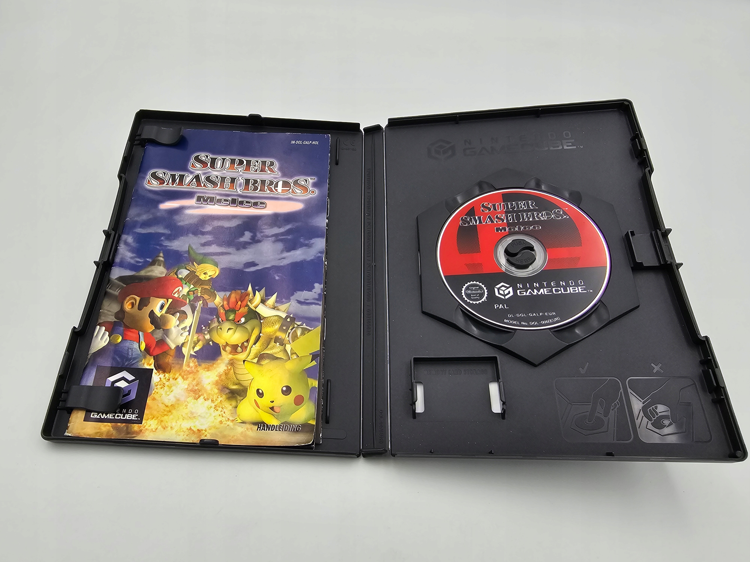 NINTENDO GAMECUBE SUPER SMASH BROS MELEE Wydawca Nintendo
