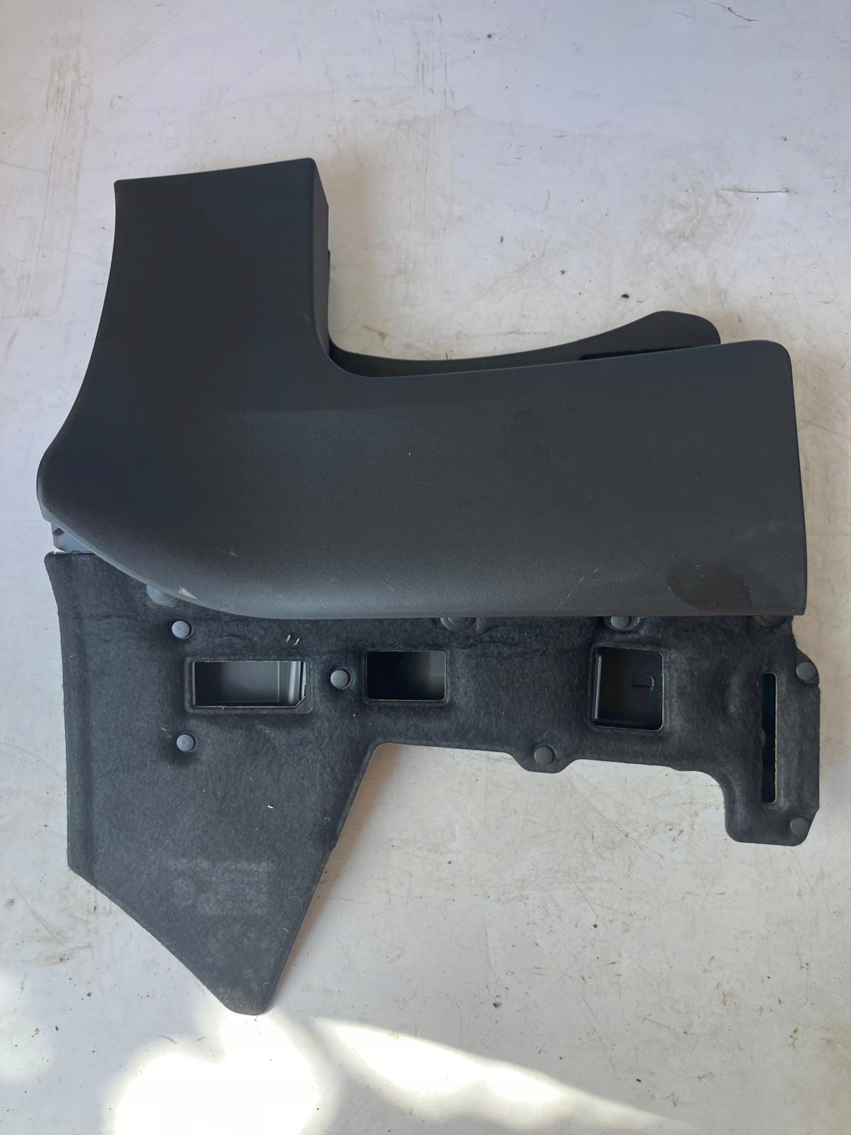 cover consoles below steering wheel, left C4 PICASSO II