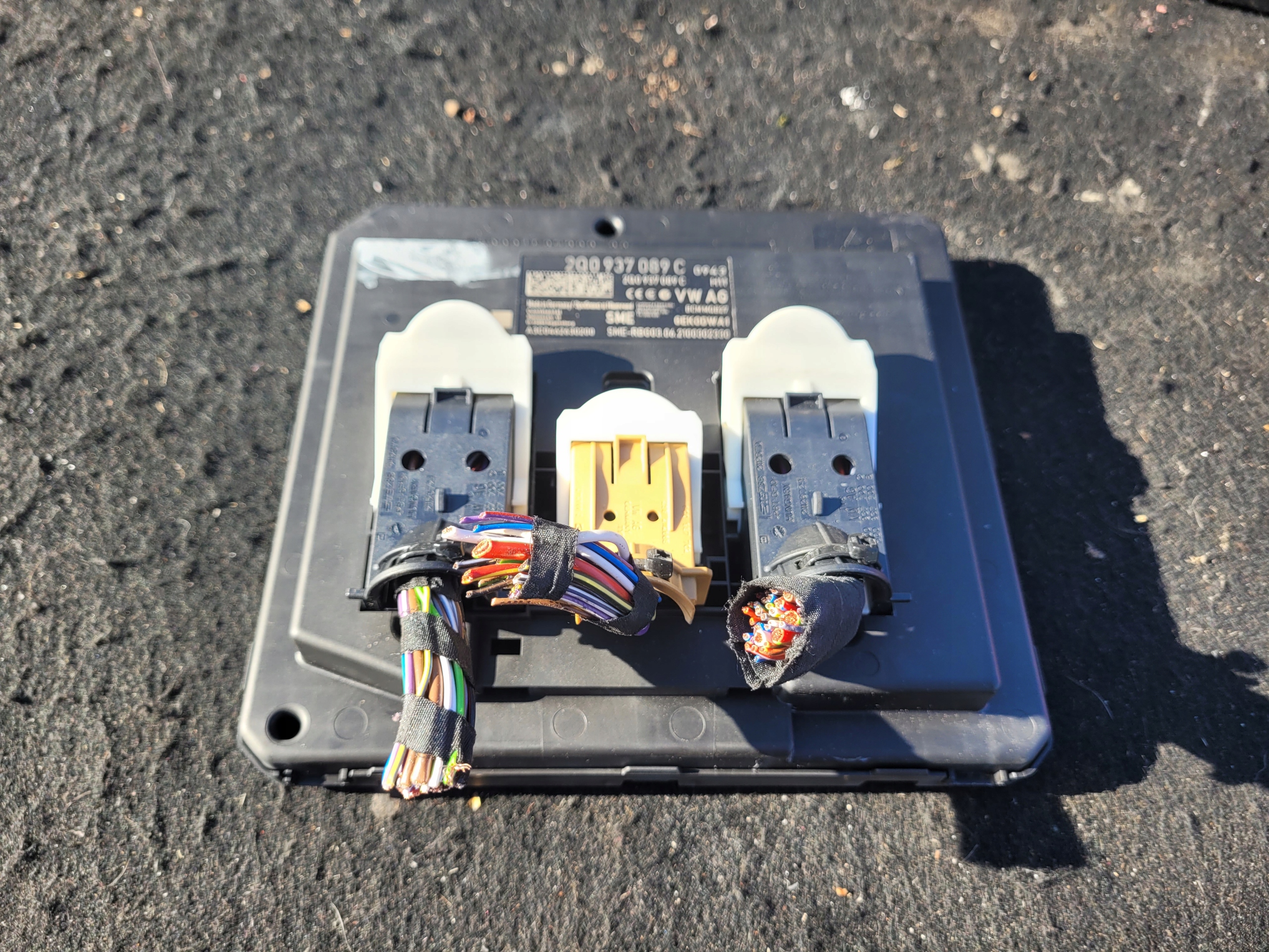 comfort control unit SEAT ARONA 2q0937089c