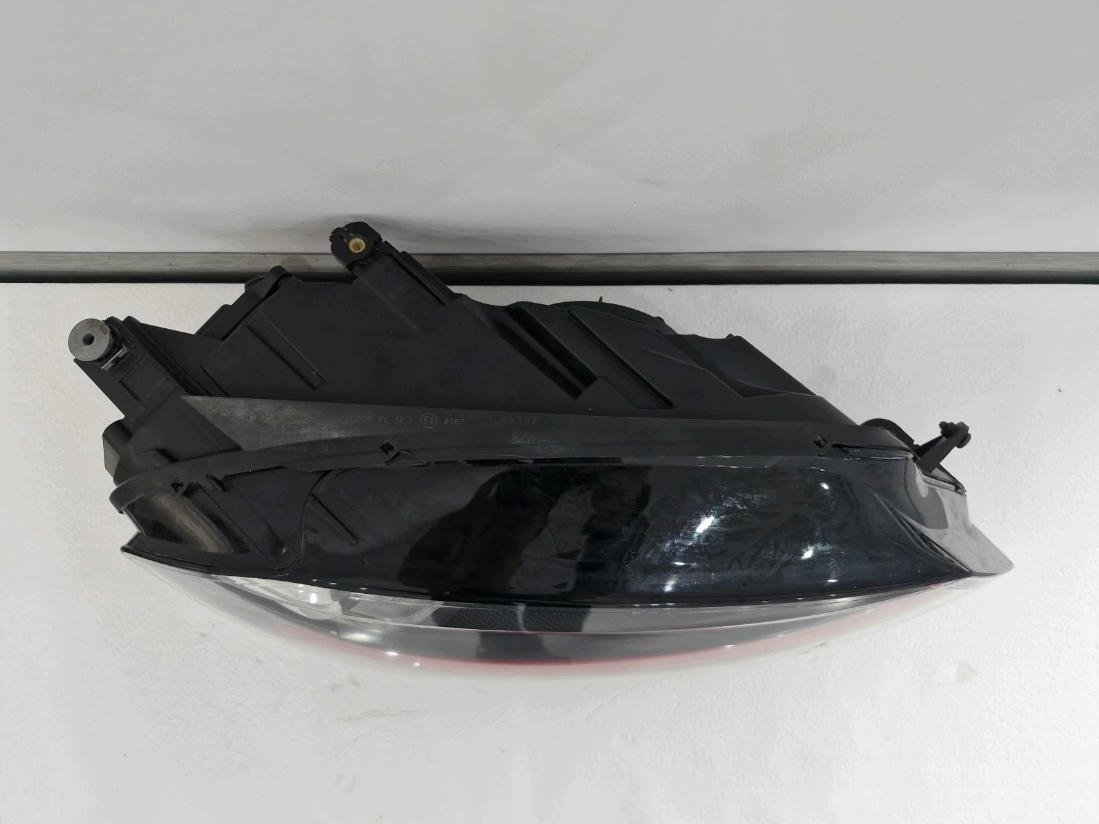 light right VW Golf VII GTI Bi-Xenon LED positioning