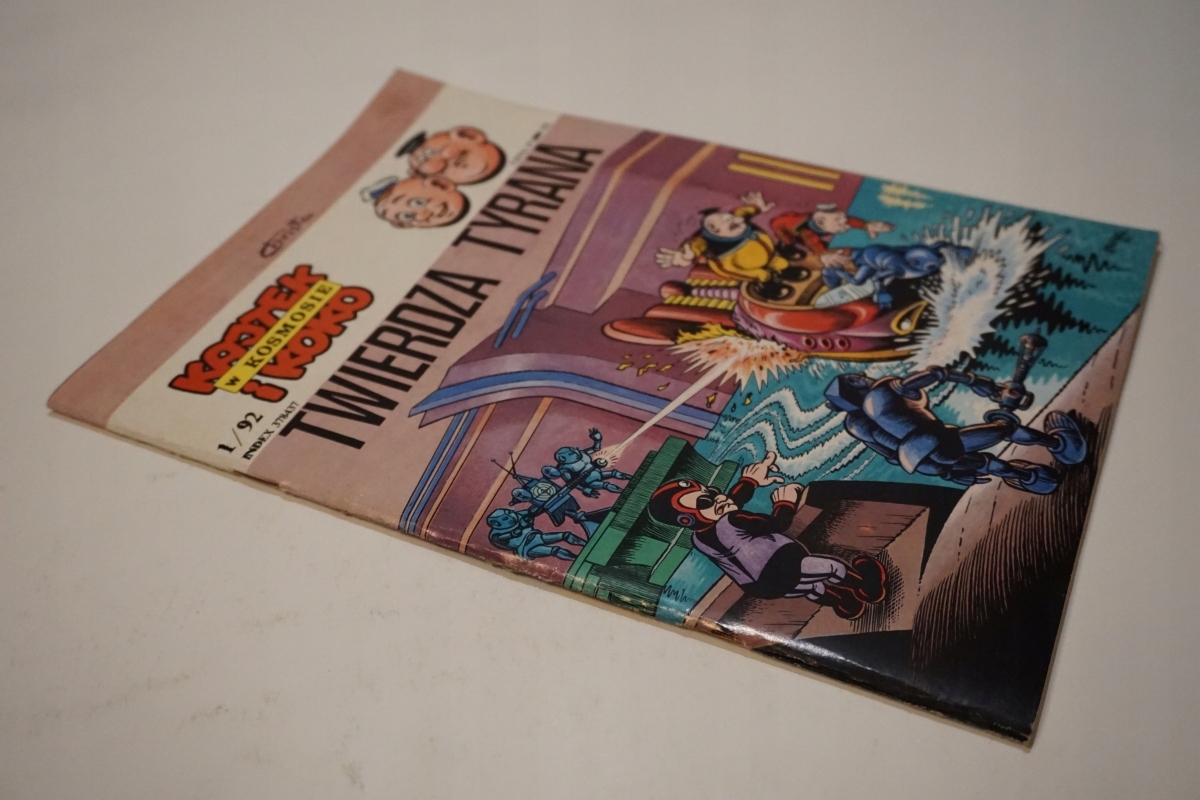 KAJTEK i KOKO w KOSMOSIE TWIERDZA TYRANA 1 / 92 Nośnik książka papierowa