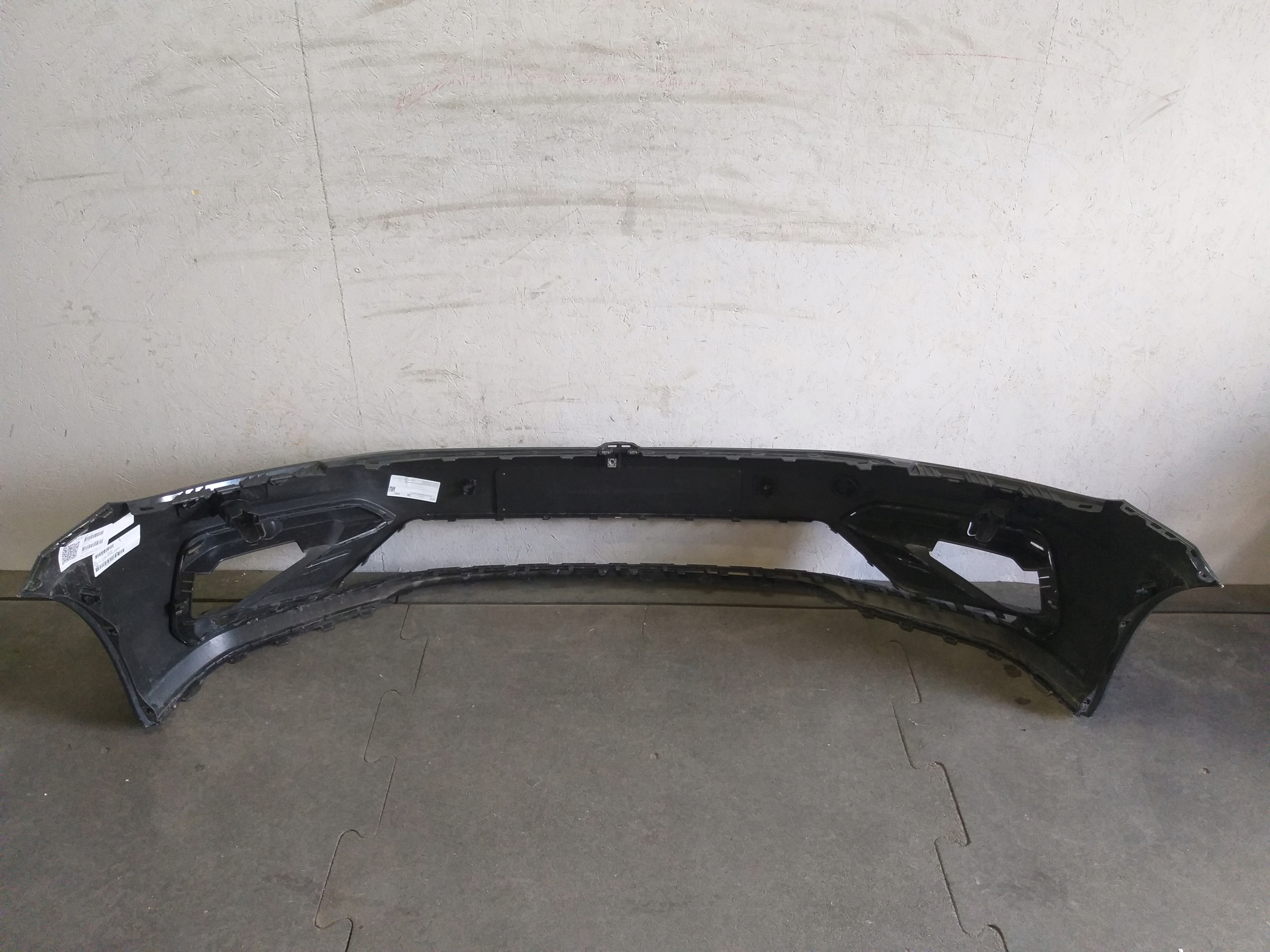 nárazník předek VW TOURAN 5TA R LINE 15