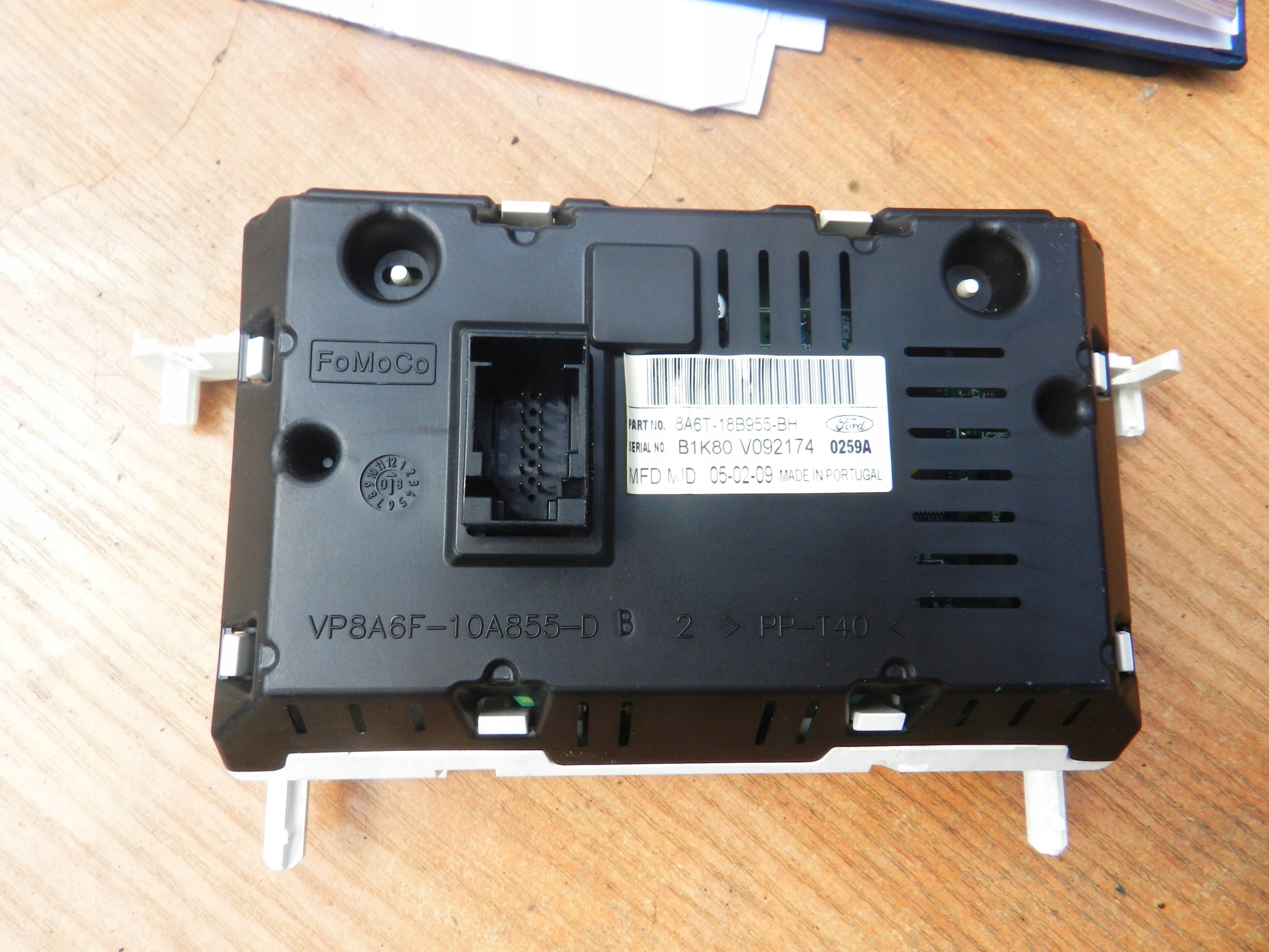 8a6t18b955bh - FIESTA MK 7 RADIO MONITOR