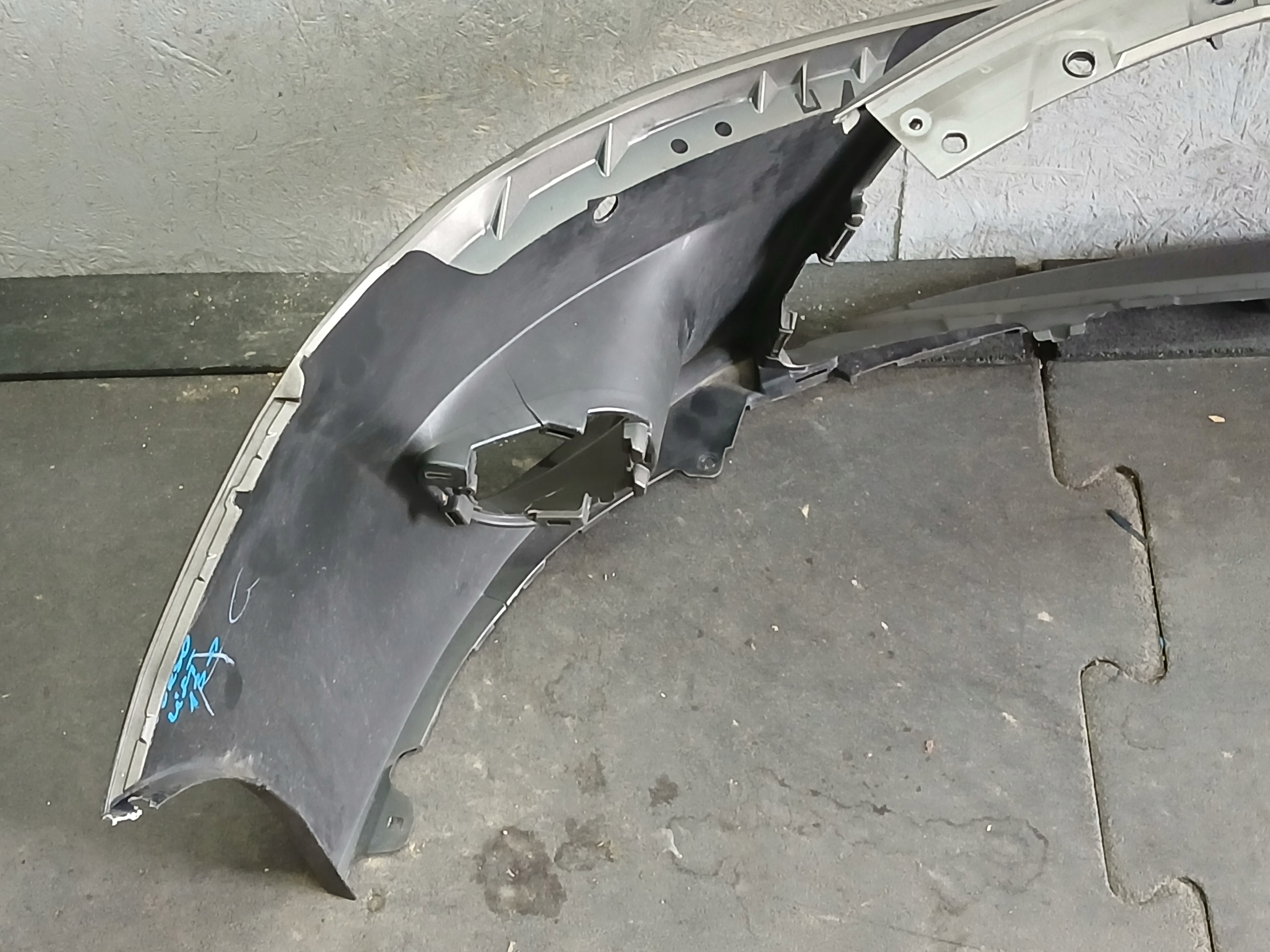 bumper front TOYOTA VERSO LIFT 13