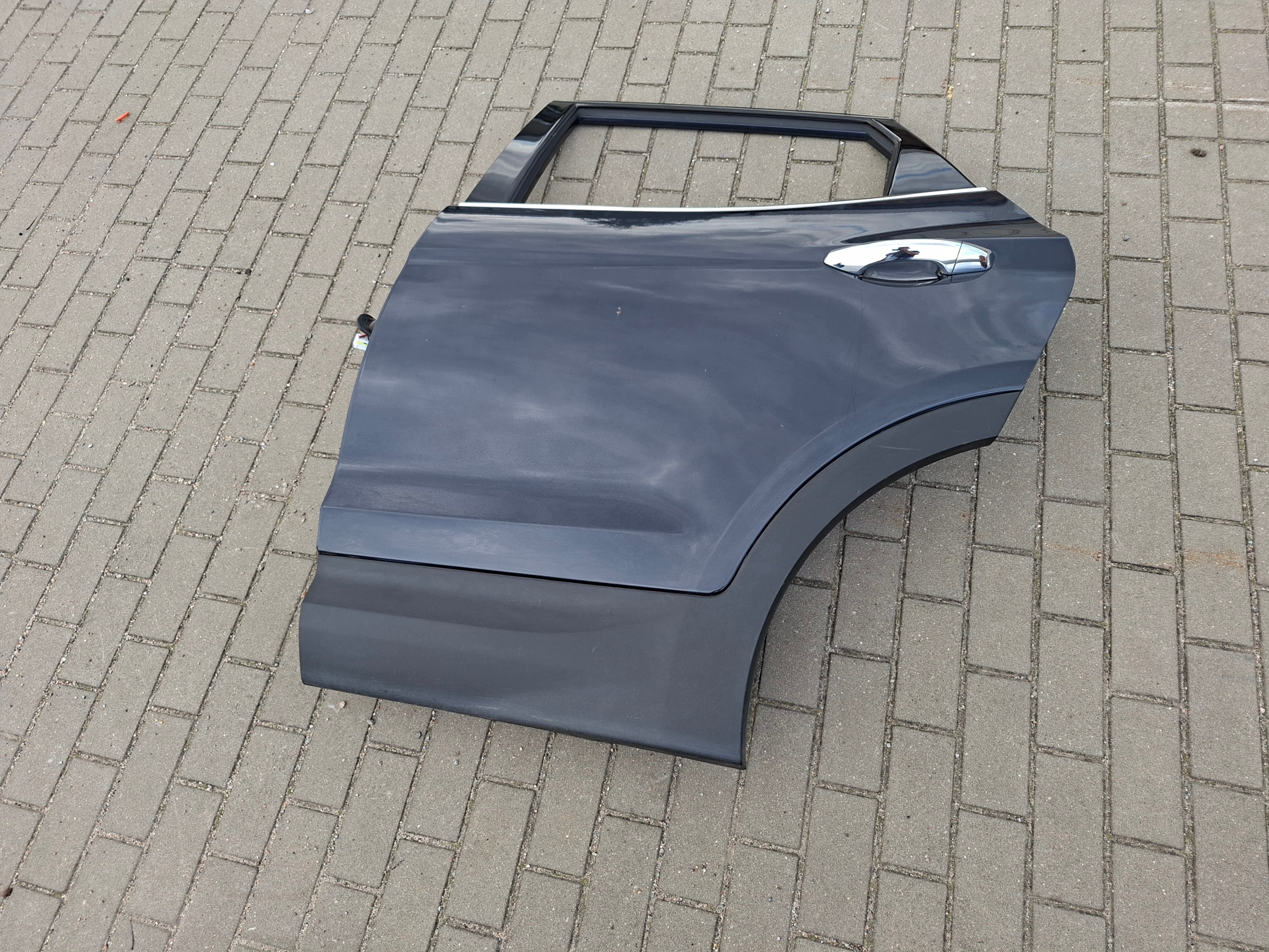 door rear part left rear. left complete HYUNDAI SANTA FE III W8U