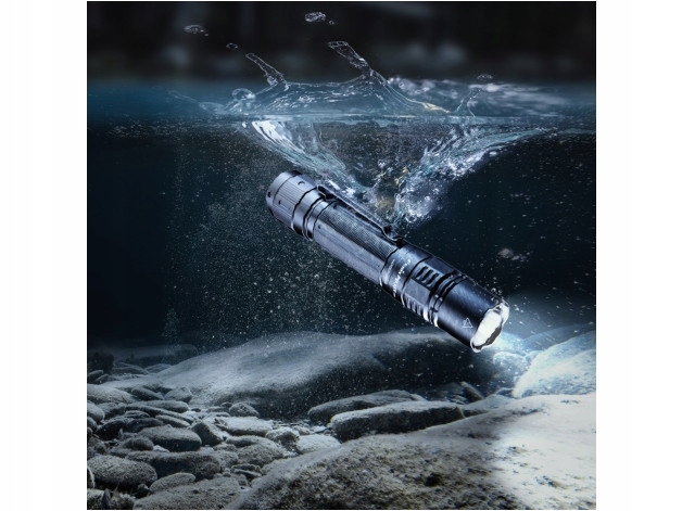 TAKTYCZNA LATARKA DIODOWA LED AKUMULATOROWA Fenix PD36R Pro Źródło światła LED