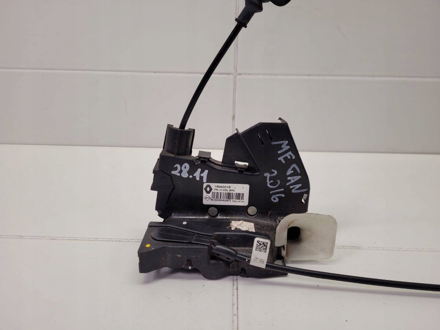 lock door front left side Renault Megane 4 2018 805034436R