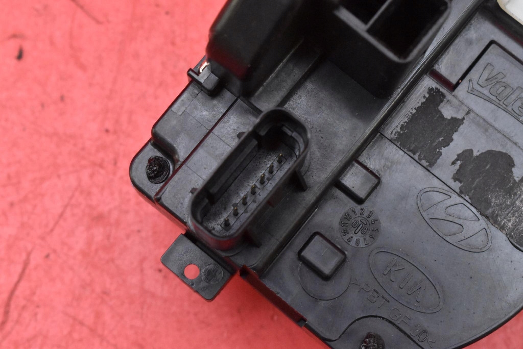 lock door left front front EU KIA CEED 1 and KOMBI 06-10