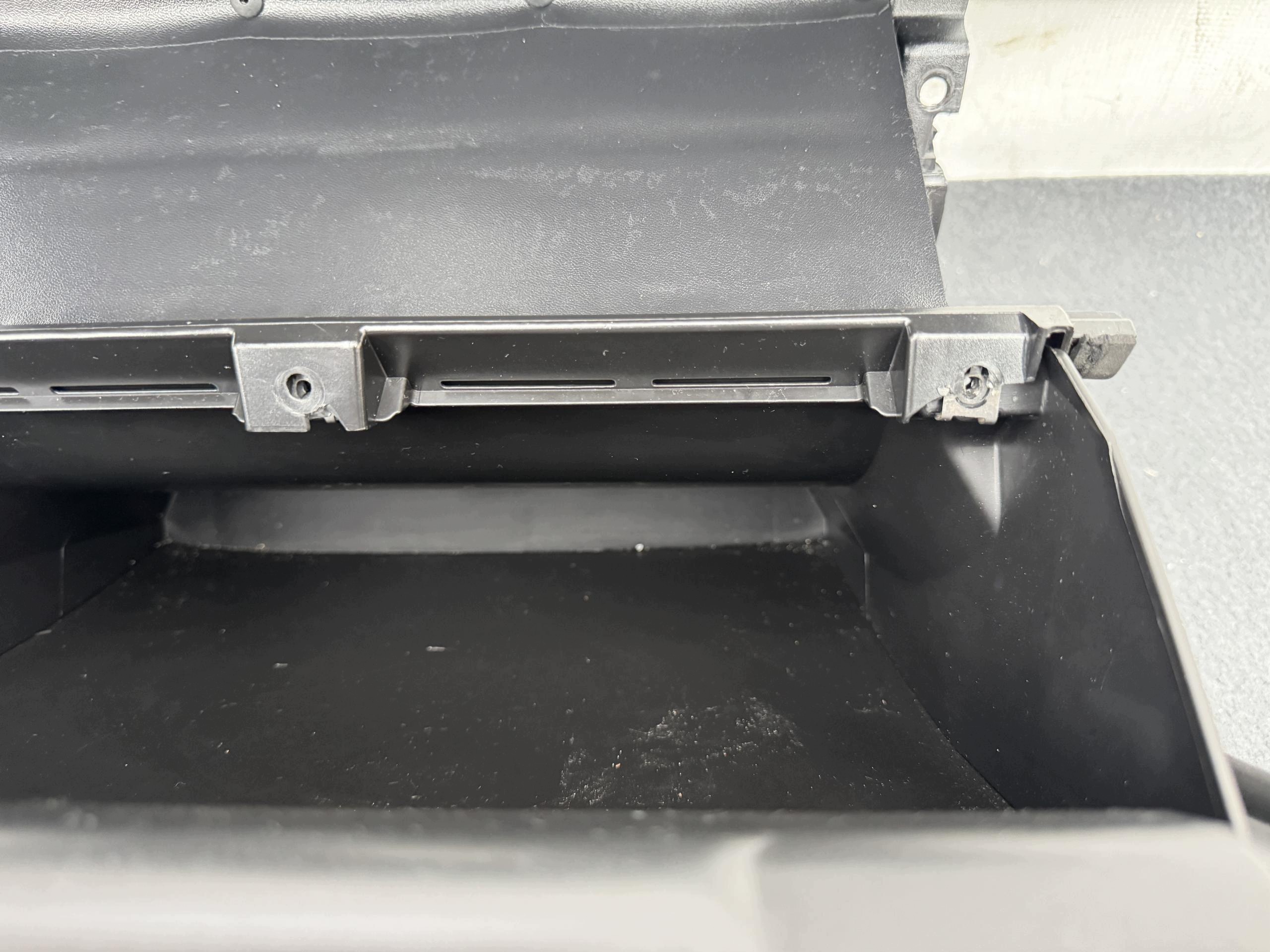 DUCATO BOXER JUMPER 14- passenger compartment central in the dashboard black 1314122070