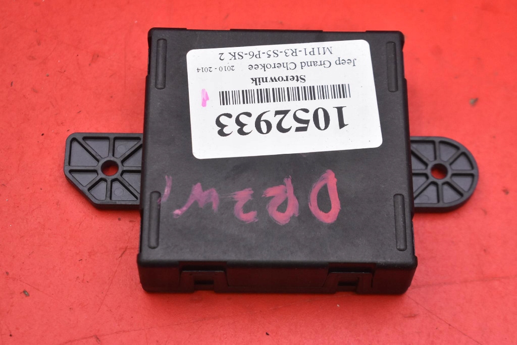 control unit module door right front 04602910AK JEEP GRAND CHEROKEE IV WK2 10