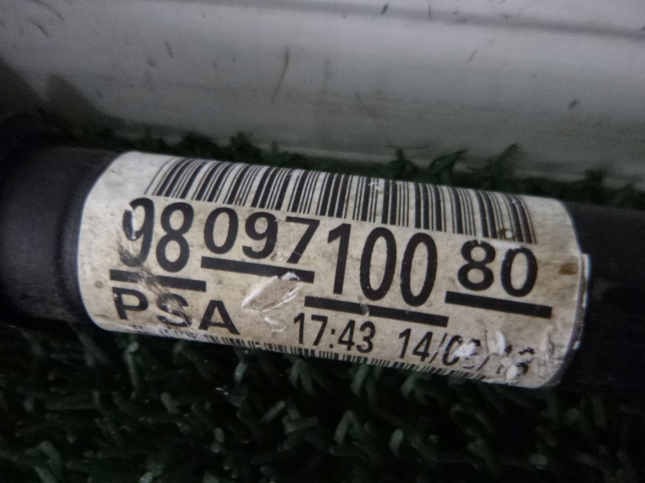 CROSSLAND X 17- 1.6 E-HDI semi-axis left 9809710080