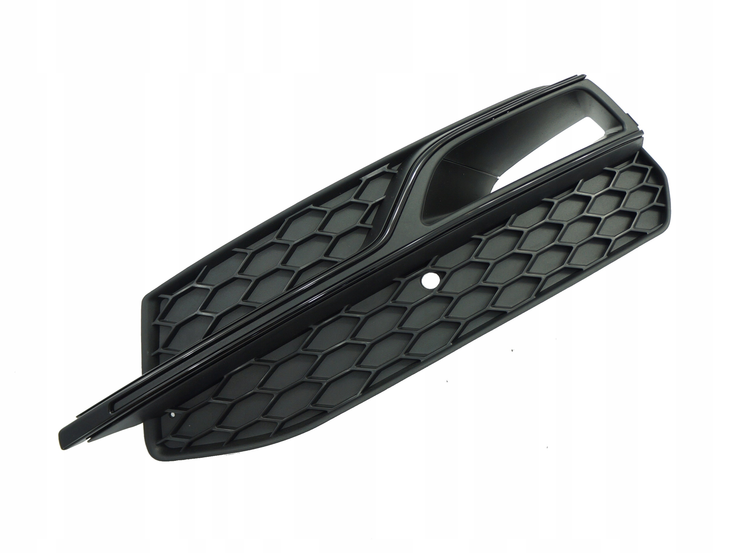 8V3807681G - Решітка радіатора лівий AUDI A3 8V S-LINE 12R-