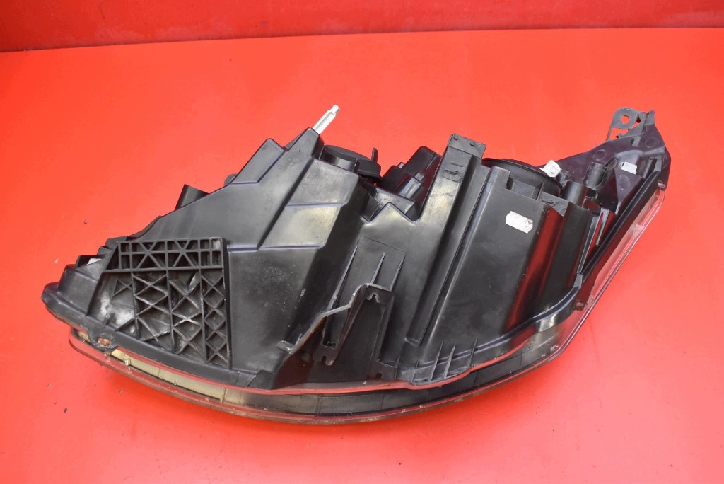 REFLEKTOR right light front EU 89037600A CITROEN C4 1 and LIFT 08-11